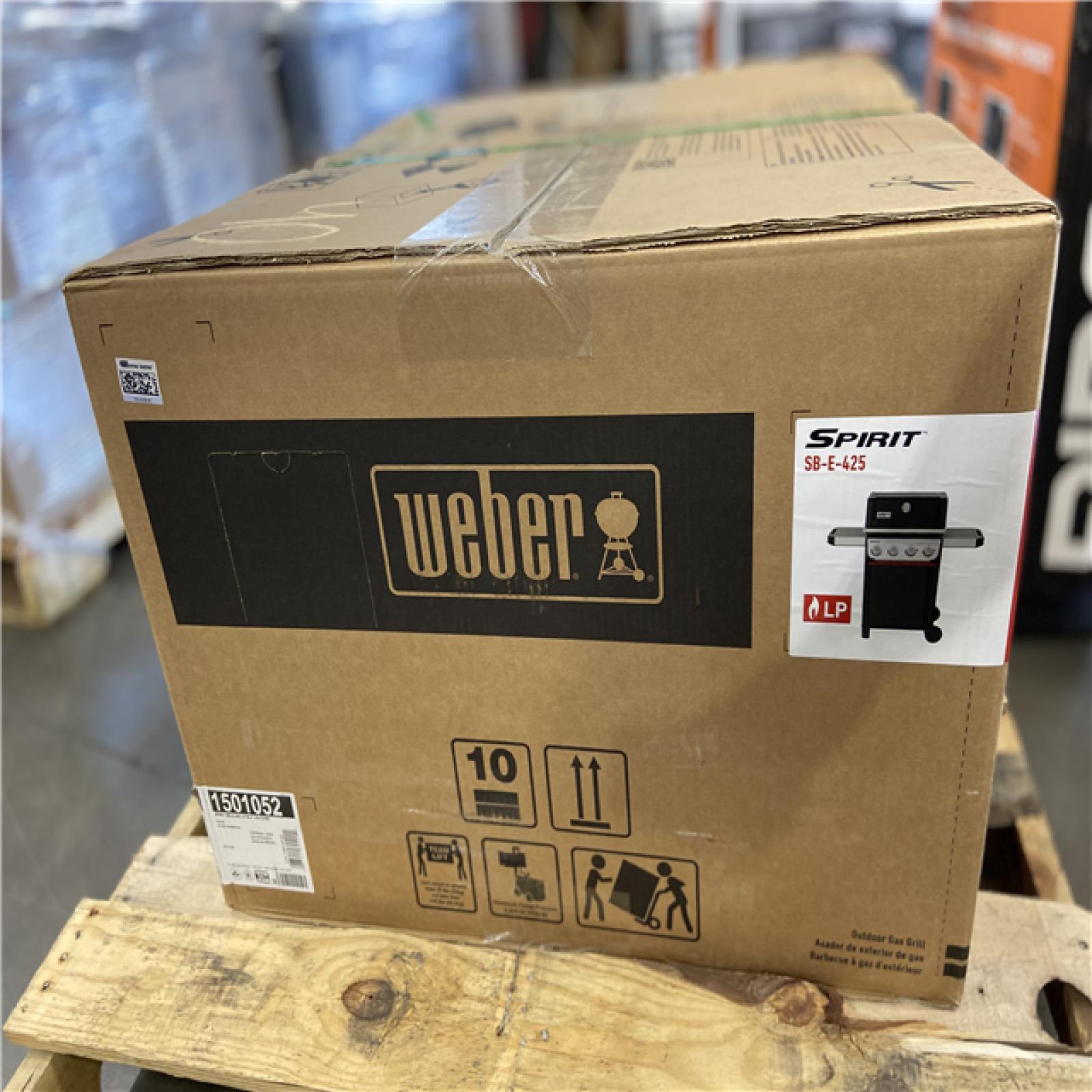 DALLAS LOCATION - Weber Spirit SB-E-425 4-Burner Propane Gas Grill in Black with Powerful Boost Burners