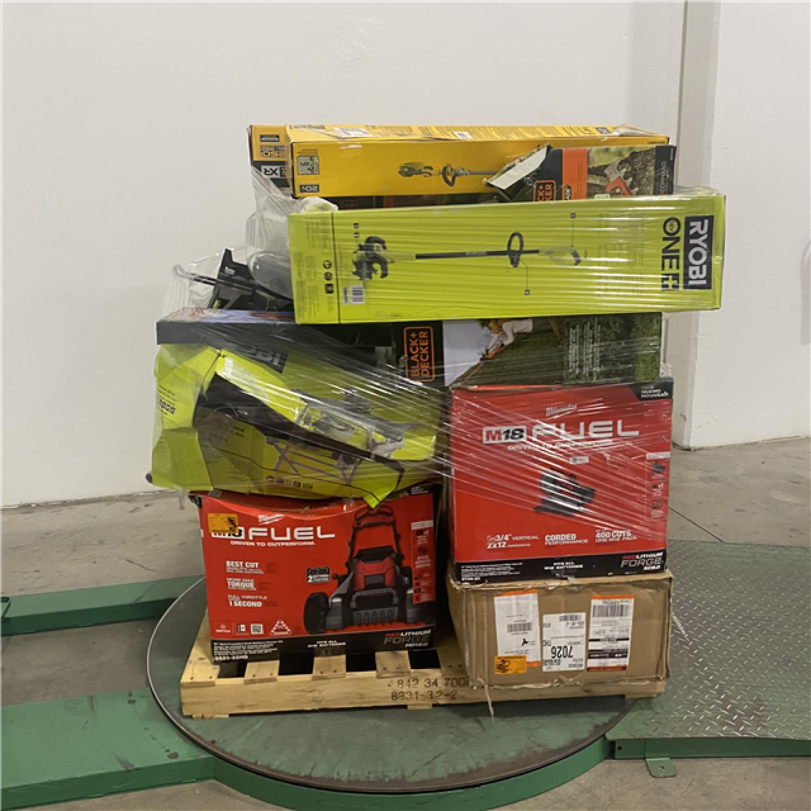 Dallas Location - As-Is Tool Pallet