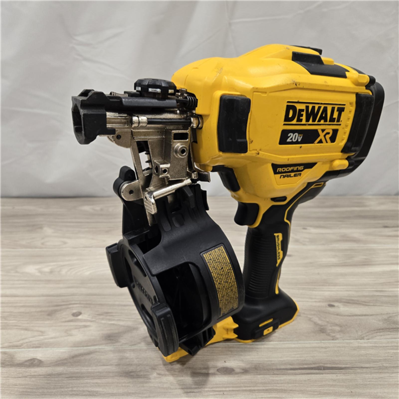 AS-IS DEWALT Roofing Nailer Cordless Kit