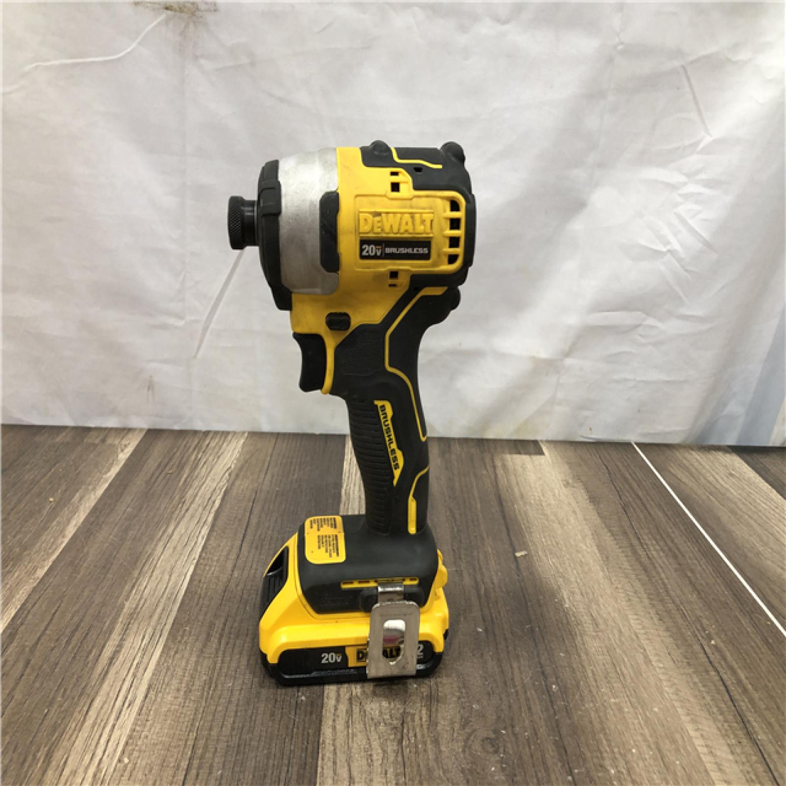 AS-IS DEWALT Atomic 20V Max Lithium-Ion Brushless Cordless Compact 1/4 in. Impact Driver Kit