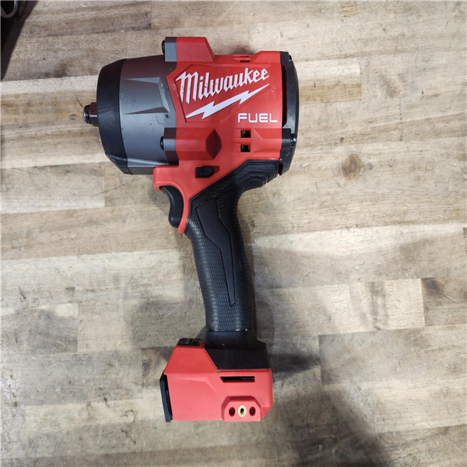HOUSTON LOCATION - AS-IS Milwaukee M18 1/2 in. Cordless Brushless High Torque Impact Wrench Kit (Battery & Charger)