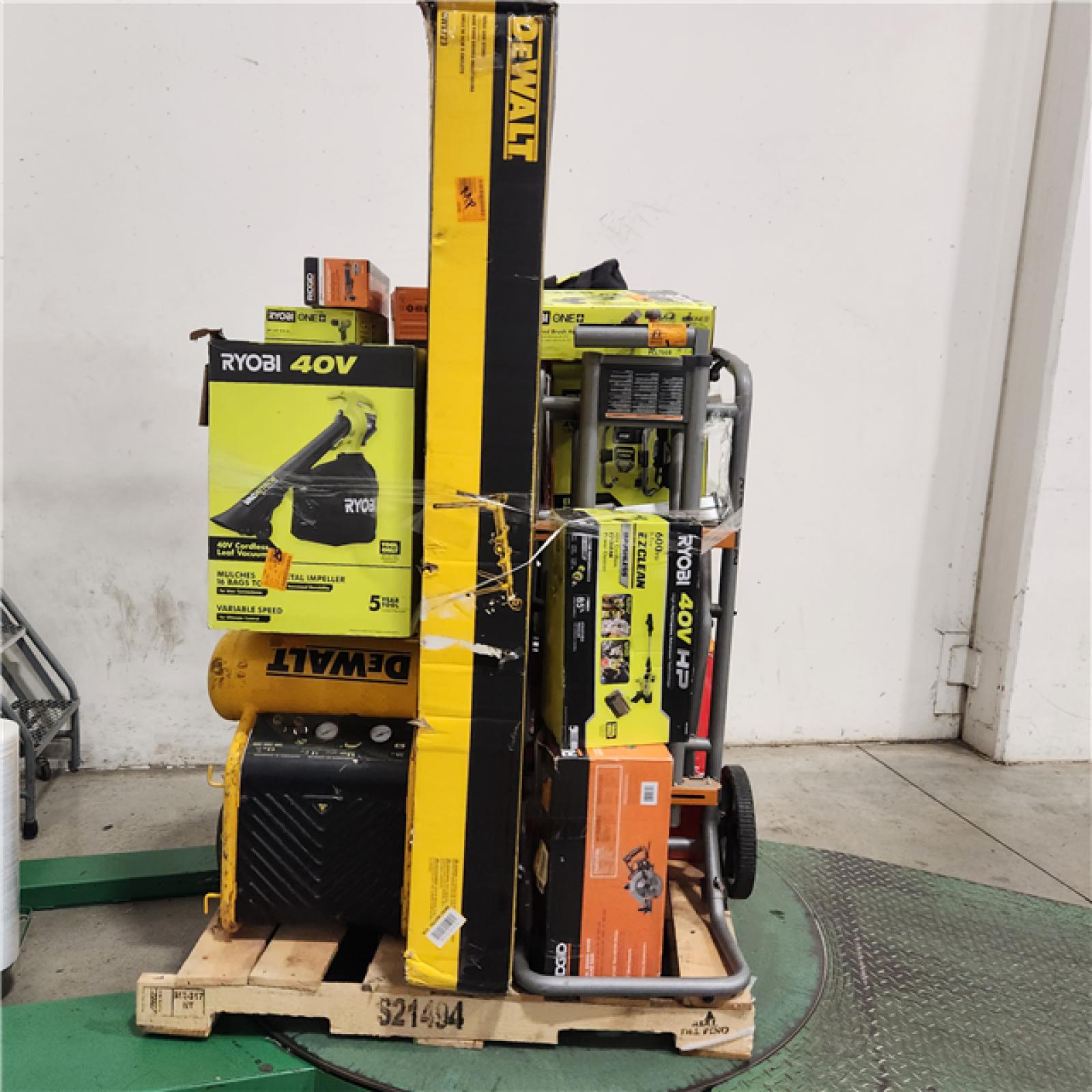 Dallas Location - As-Is Tool Pallet