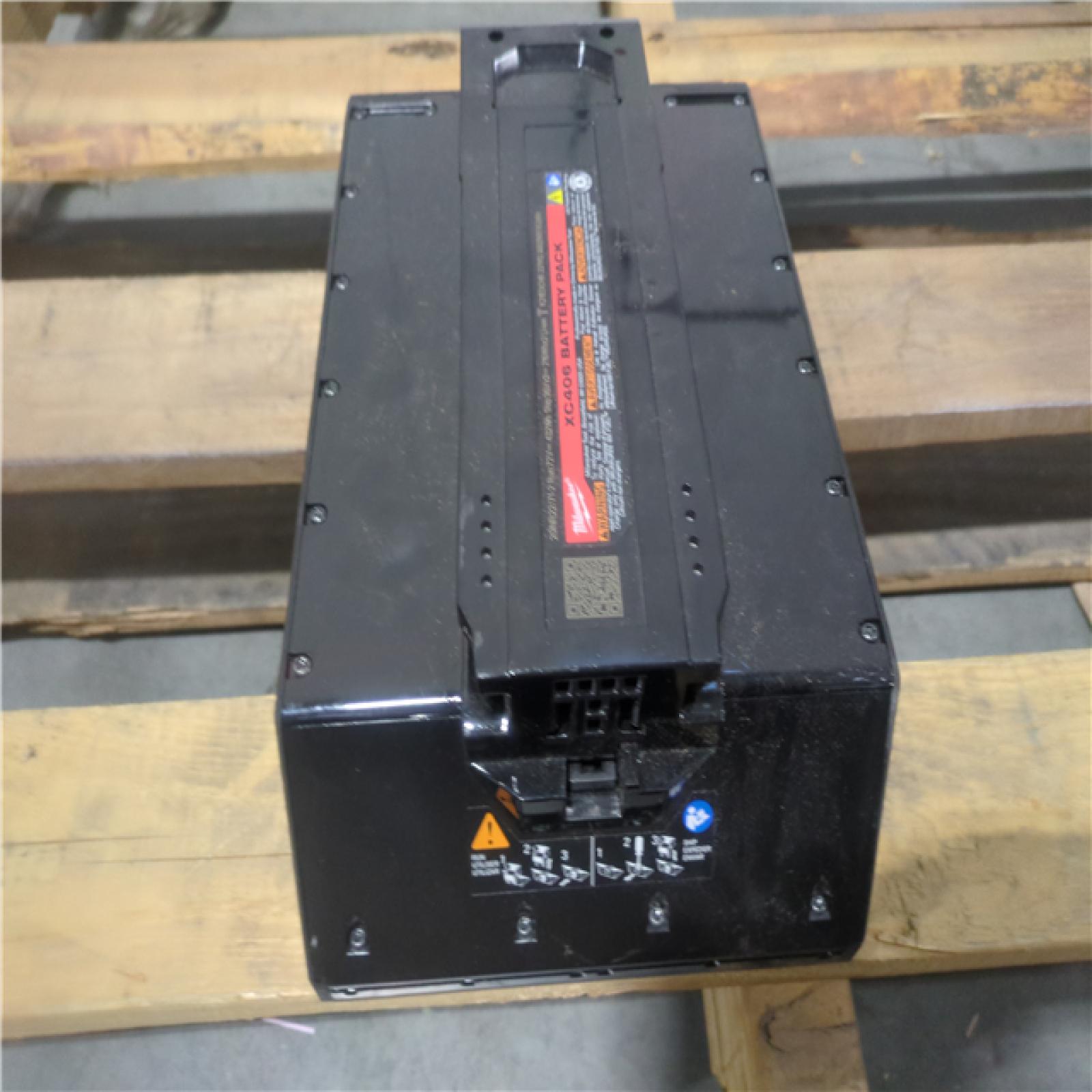 CALIFORNIA AS-IS MILWAUKEE XC406 BATTERY PACK