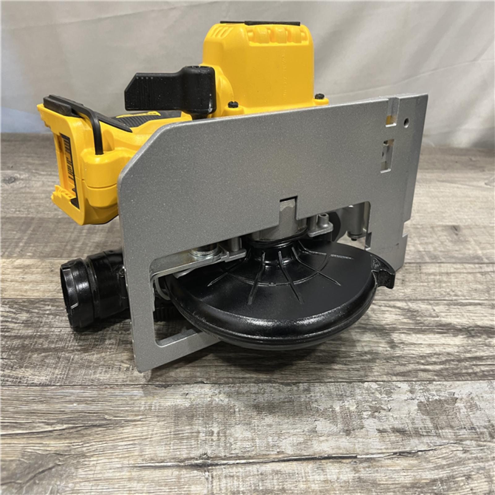 AS-IS DEWALT 20V MAX Cordless Brushless 6-1/2 in. Sidewinder Style Circular Saw (Tool Only)