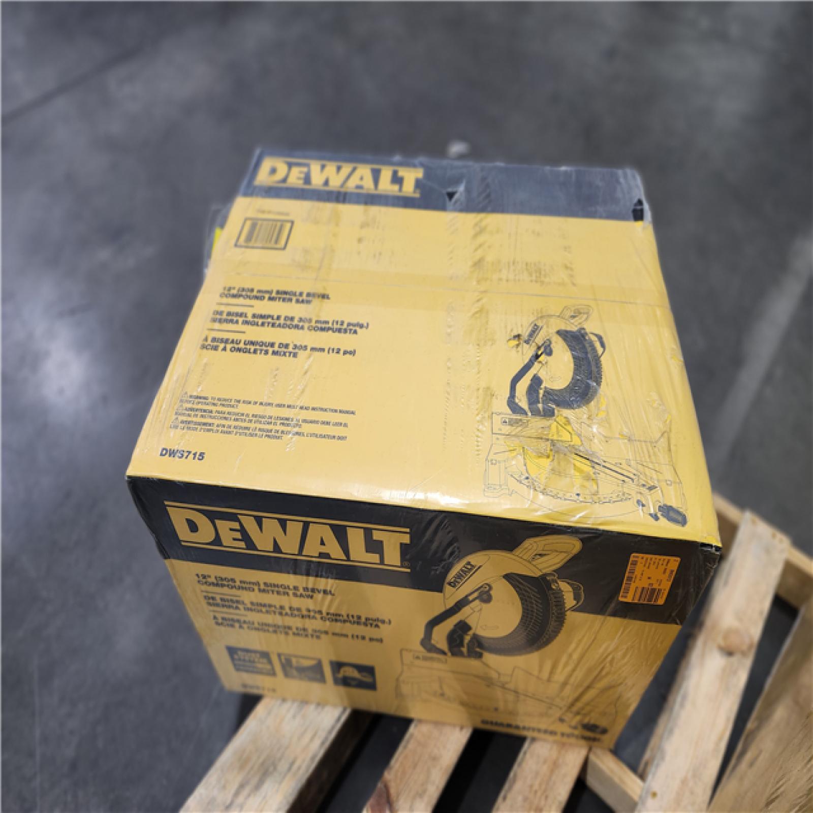 NEW- DeWalt 15 Amp Corded 12 in. Single Bevel Compound Miter Saw
