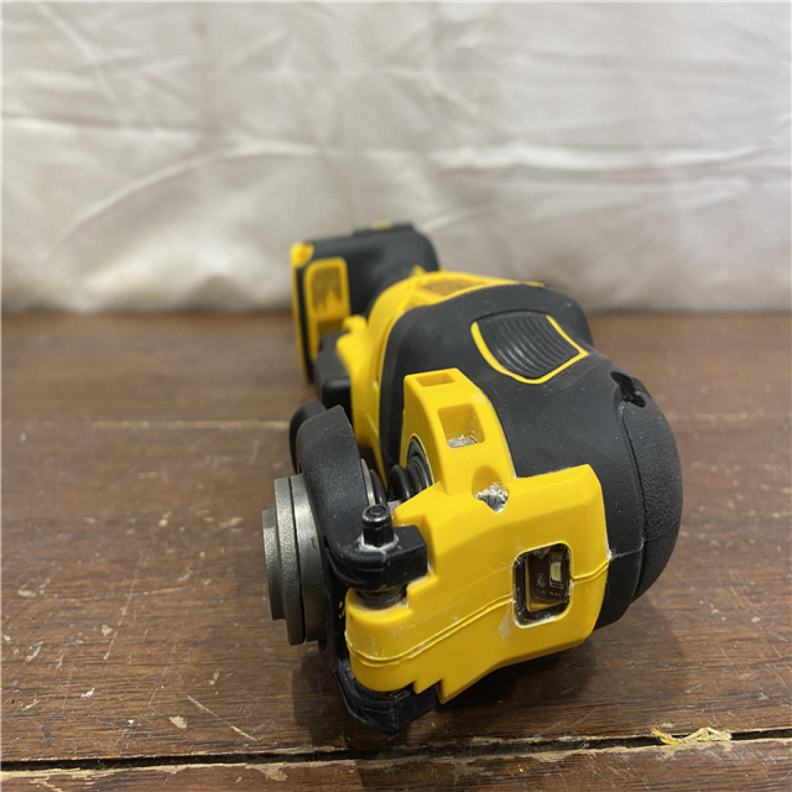 AS-IS ATOMIC 20V MAX Cordless Brushless Oscillating Multi Tool (Tool Only)