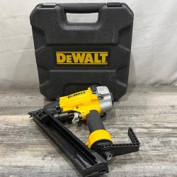 AS-IS  DEWALT 20-Volt MAX XR 1-1/2 in. PEX Expander Kit