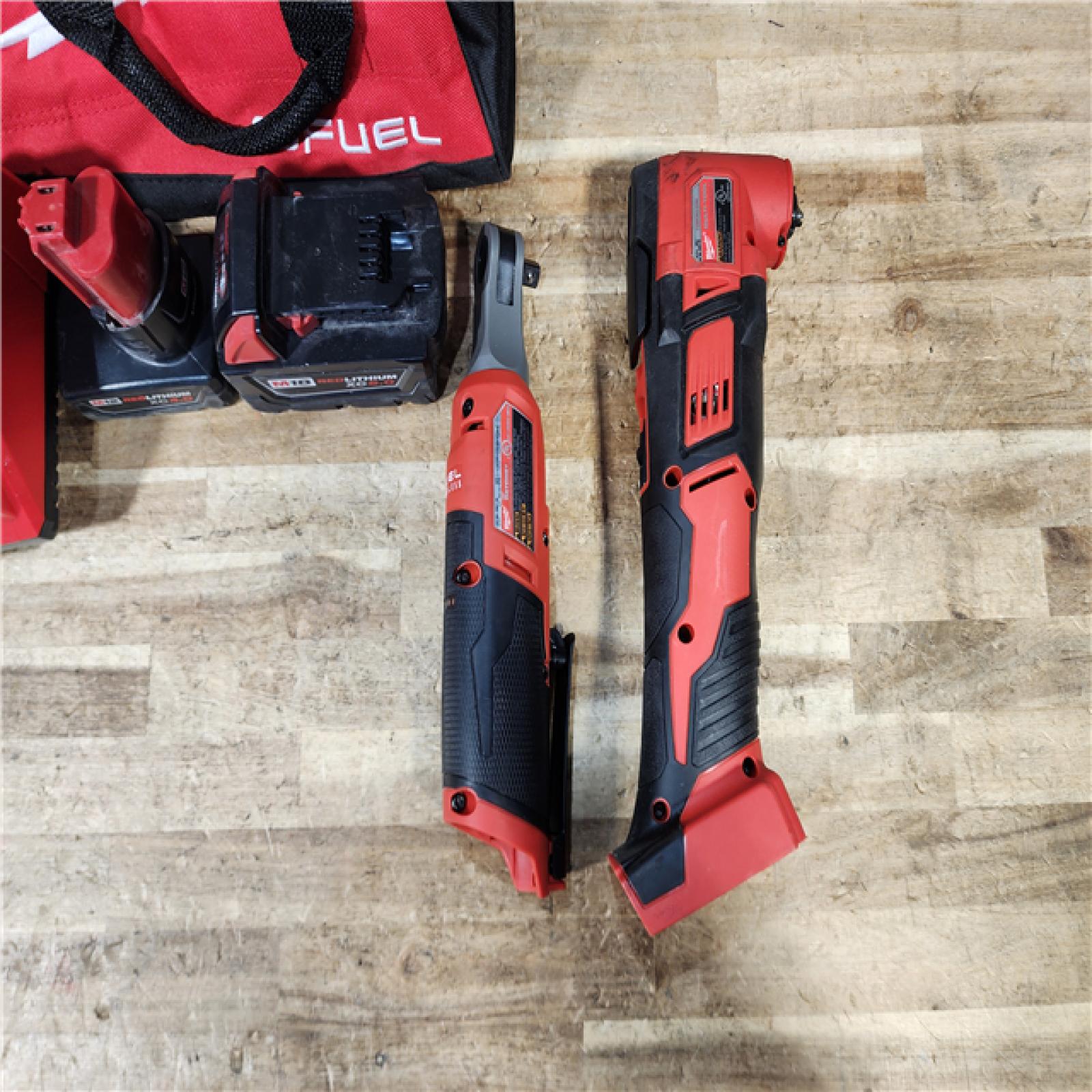 HOUSTON LOCATION - AS - IS Milwaukee 2 Tool Combo Kit W/ (2) Battery & Charger