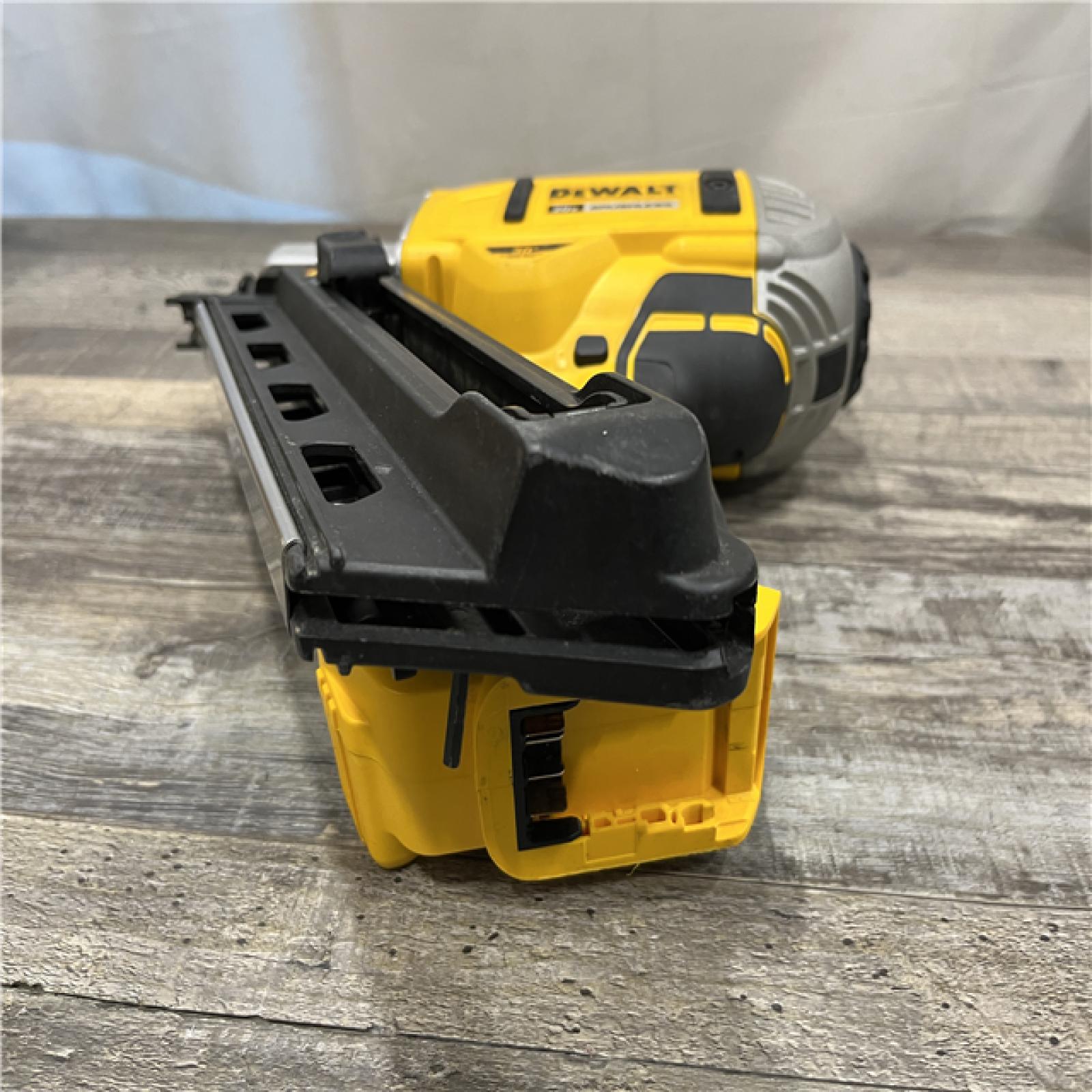 AS-IS DEWALT 20V MAX Brushless Li-Ion Framing Nailer (Tool Only)