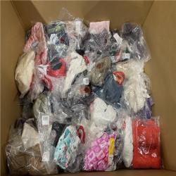 DALLAS LOCATION- NEW!- BULLSEYE MIXED CLOTHING PALLET (300 UNITS)