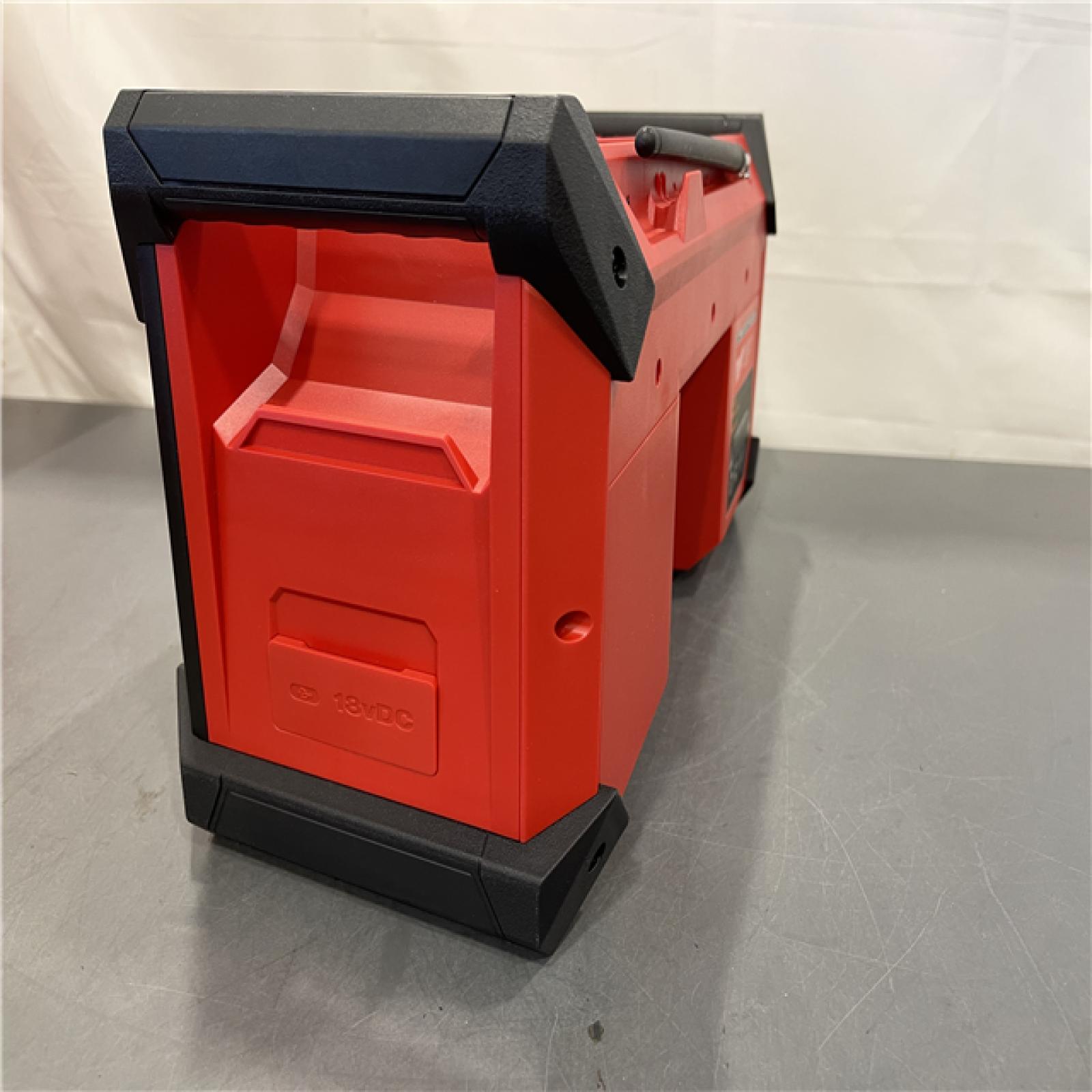 AS-IS - Milwaukee M18 Bluetooth Jobsite Radio