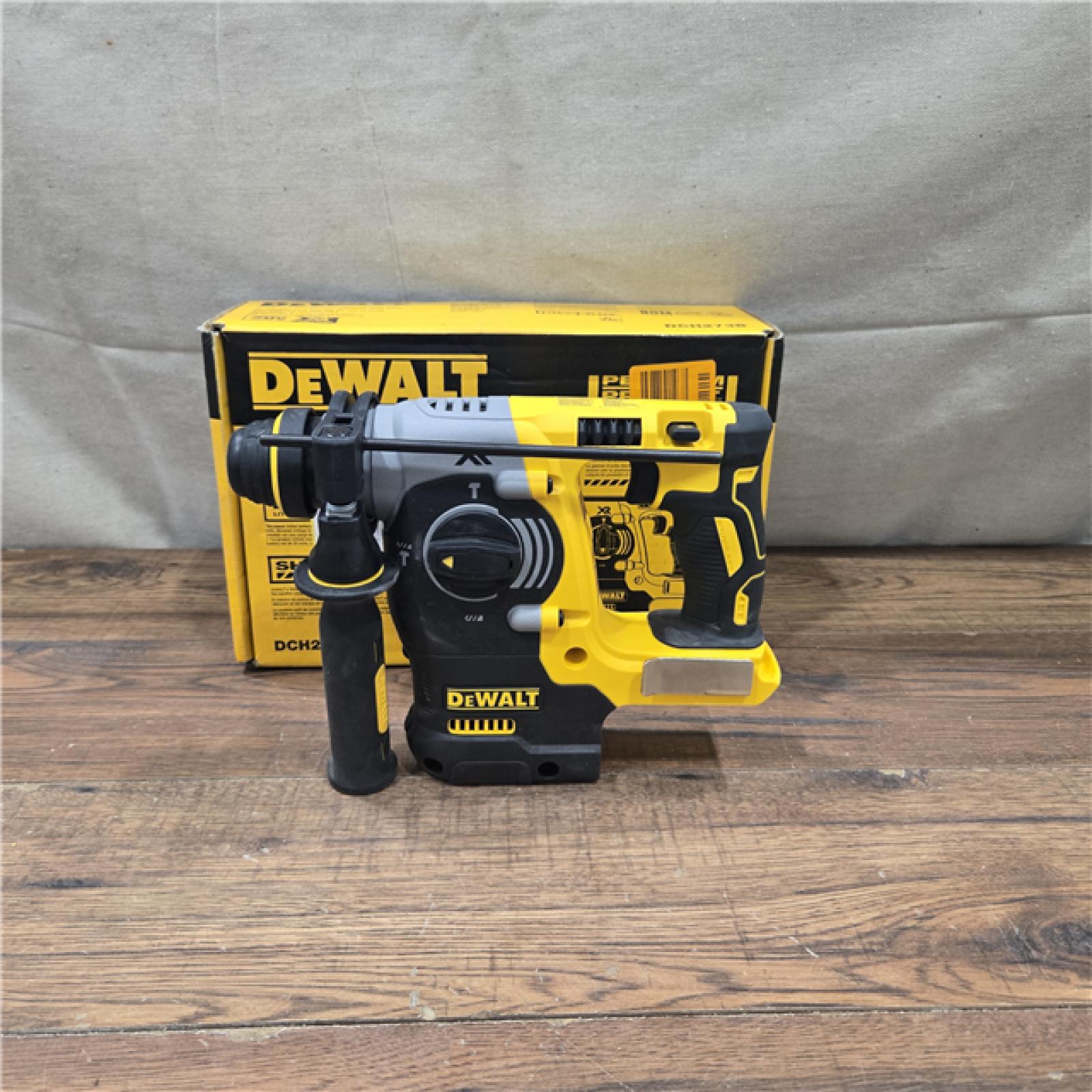 AS-IS Dewalt | SDS 20-V Cordless Rotary Hammer