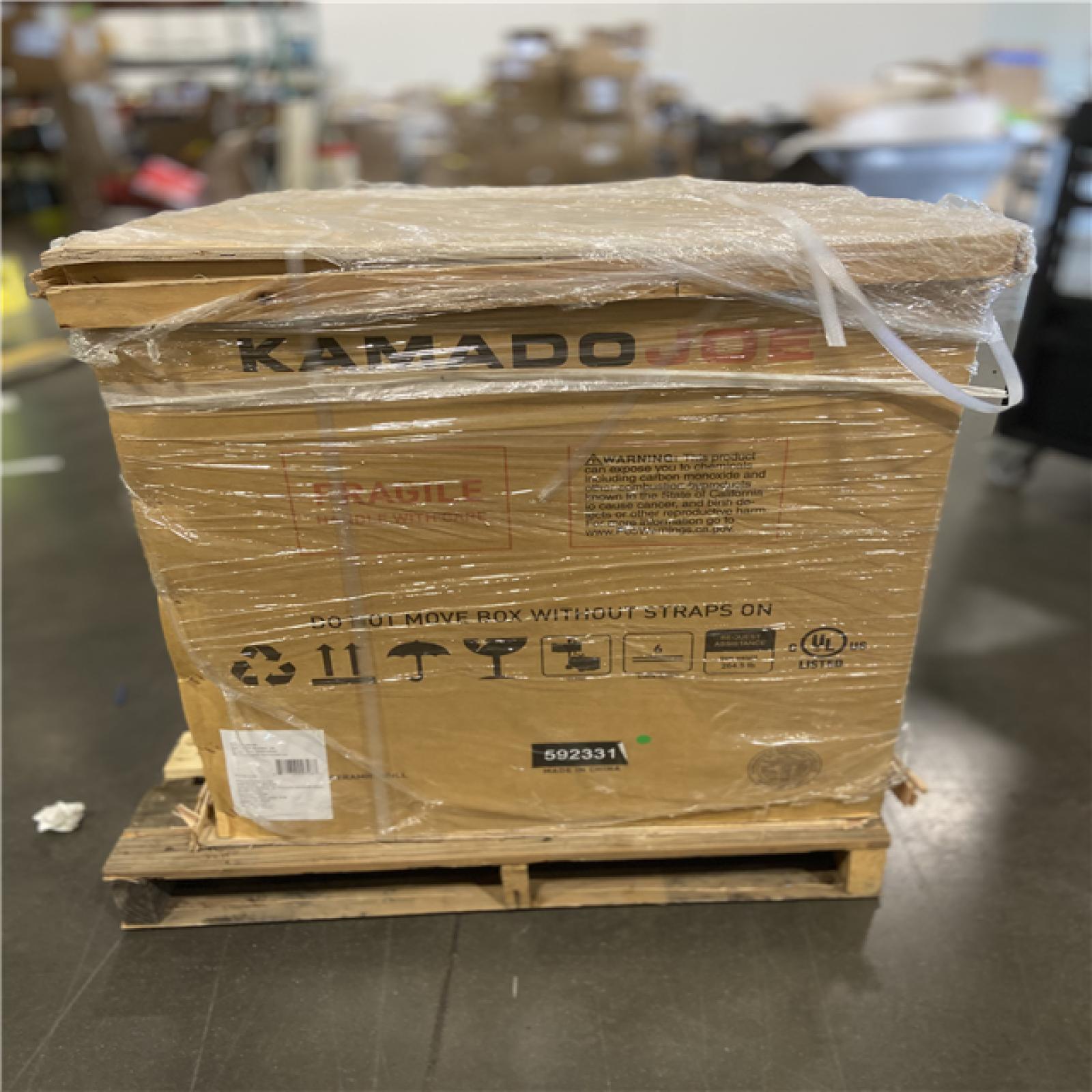 DALLAS LOCATION - Kamado Joe Konnected Joe 18 in. Digital Charcoal Grill and Smoker with Auto-Ignition and Wi-Fi Temperature Control