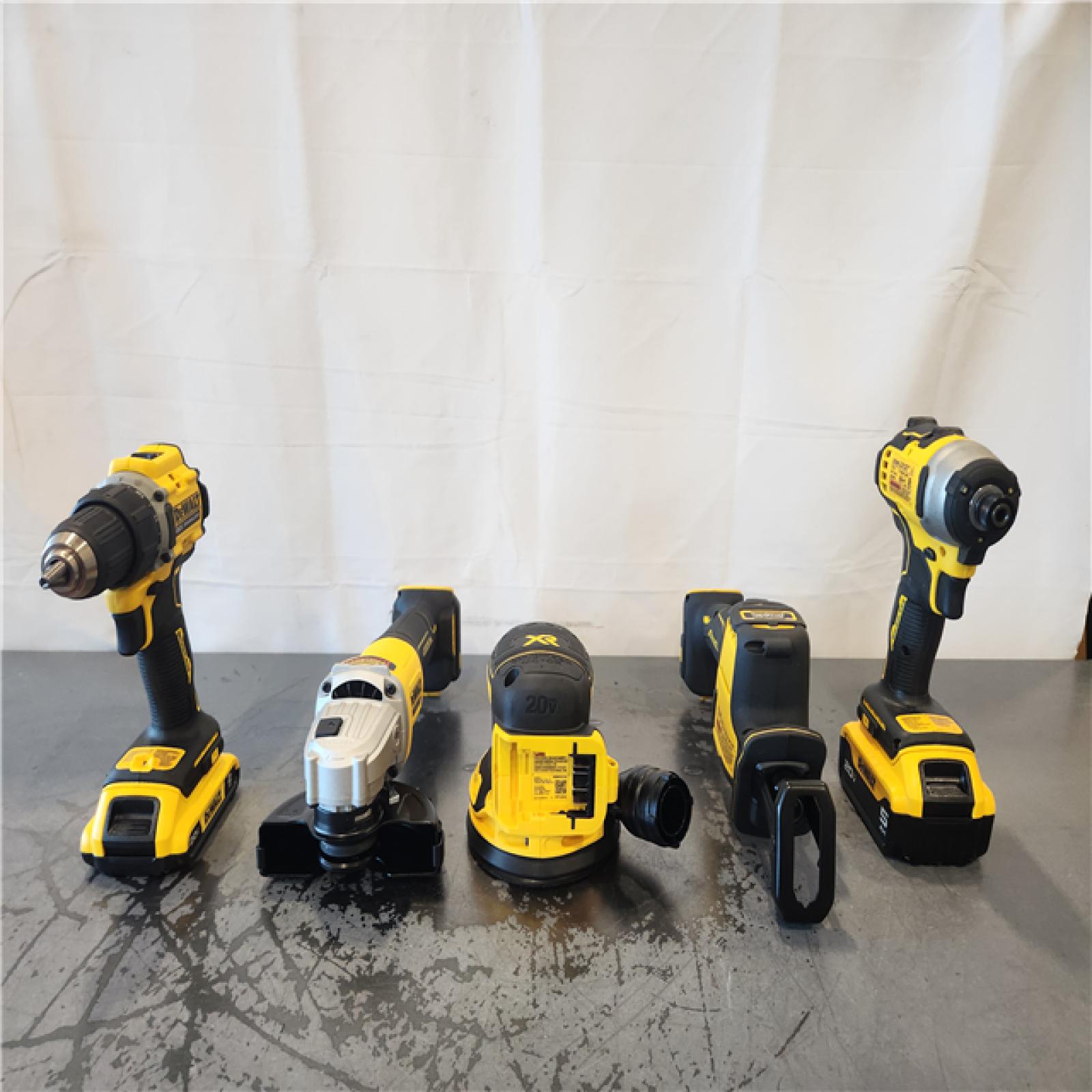 DEWALT 20V Lithium-Ion Cordless 5-Tool Combo Kit with 5.0 Ah and 2.0 Ah Batteries  Charger and Tough System 2.0 Rolling Toolbox
