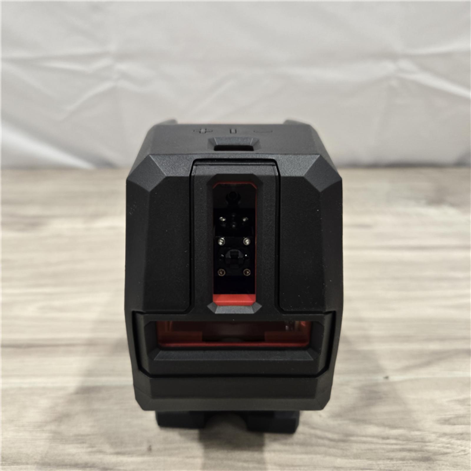 LIKE NEW! - M12 12-Volt Cordless Green Cross Line and Plumb Points Laser Level (Tool-Only)