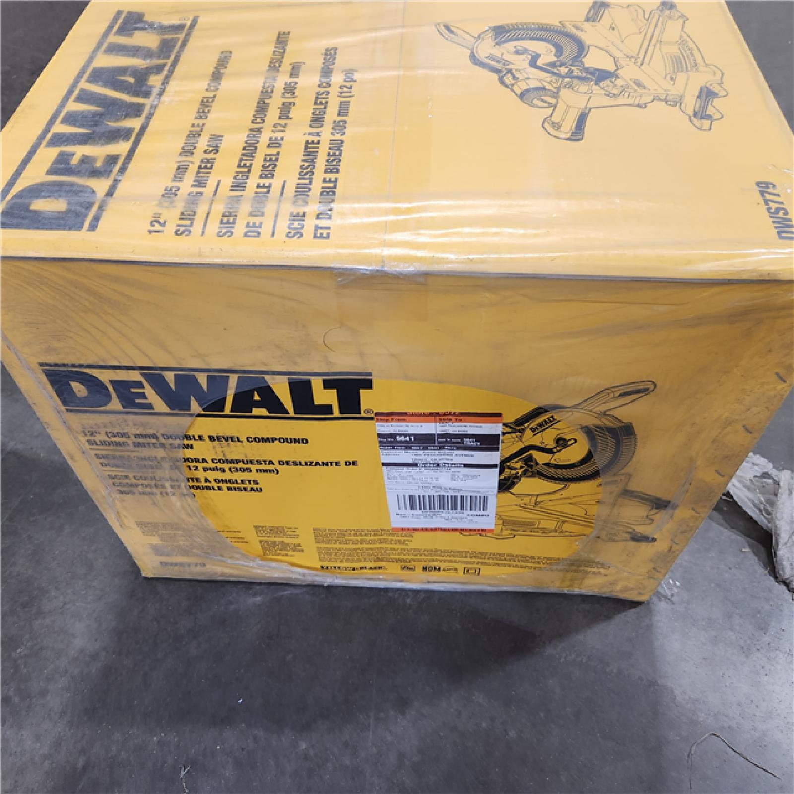 NEW- DeWalt 15 Amps 12 in. Corded Dual-Bevel Sliding Compound Miter Saw