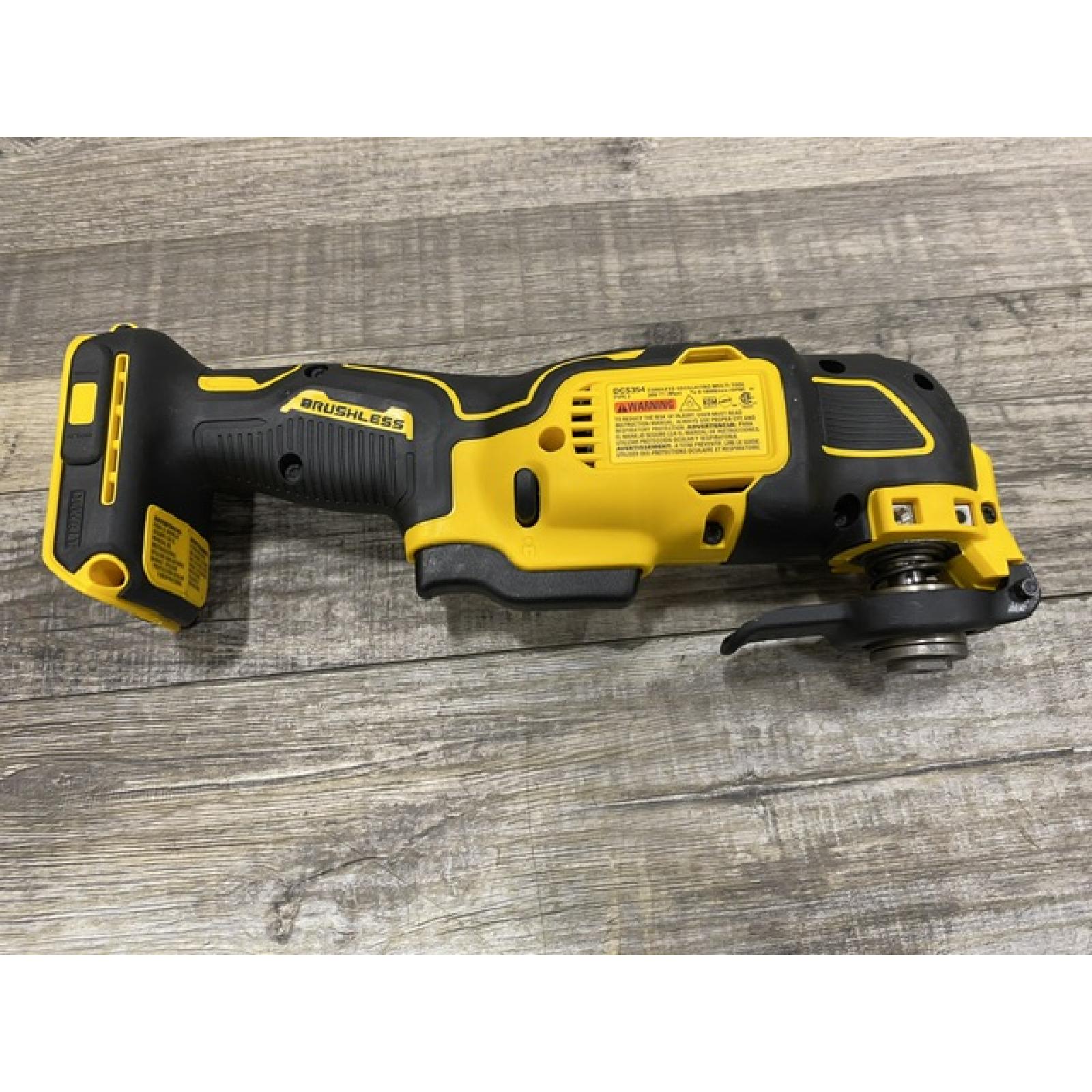 AS-IS DEWALT ATOMIC 20V MAX Cordless Brushless Oscillating Multi Tool Kit
