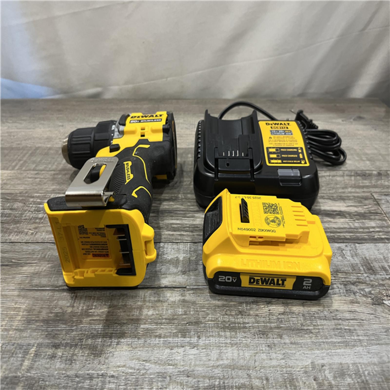 AS-IS DEWALT Atomic 20V Lithium-Ion Cordless Compact 1/2 in. Drill/Driver Kit