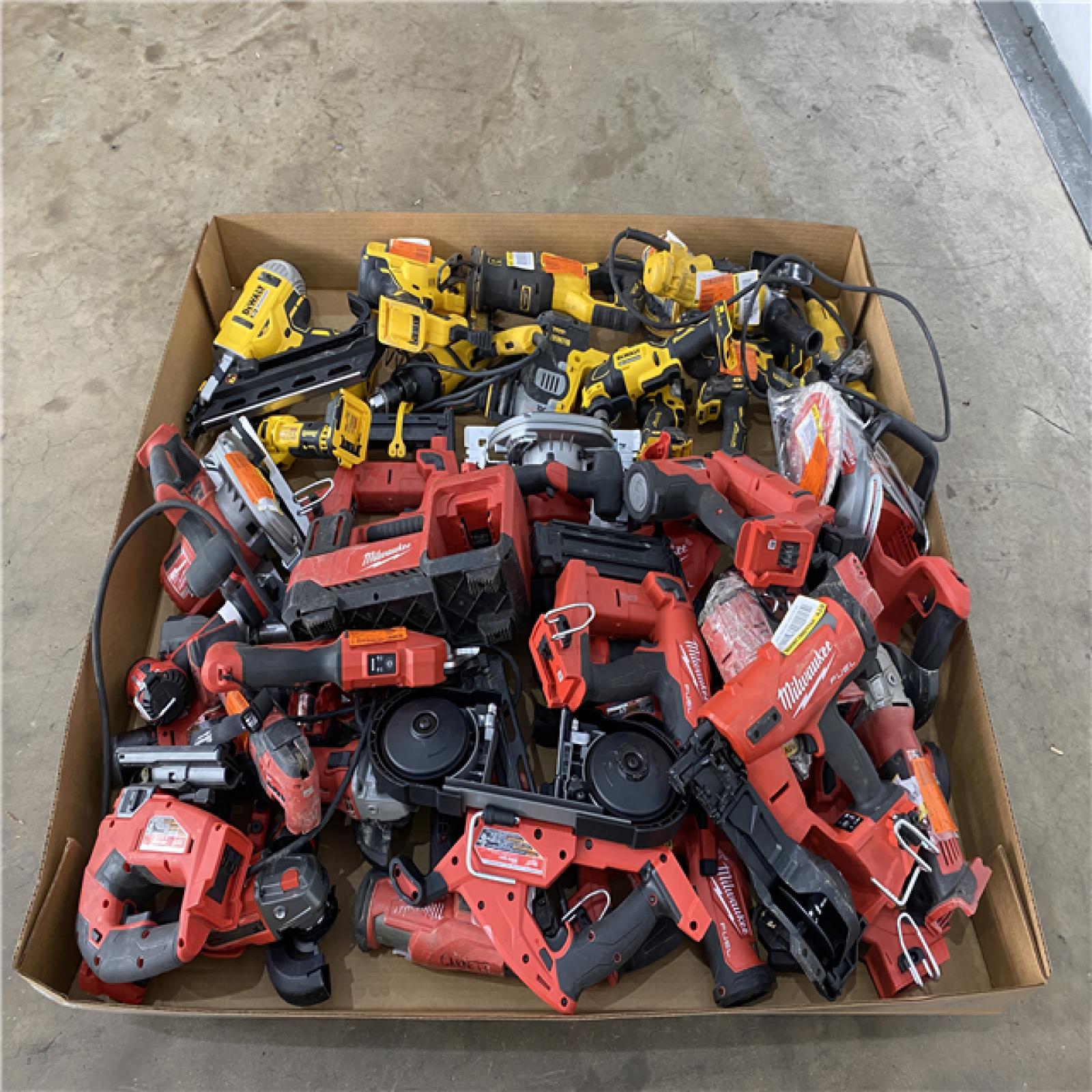 Houston Location AS IS - Tool Pallet