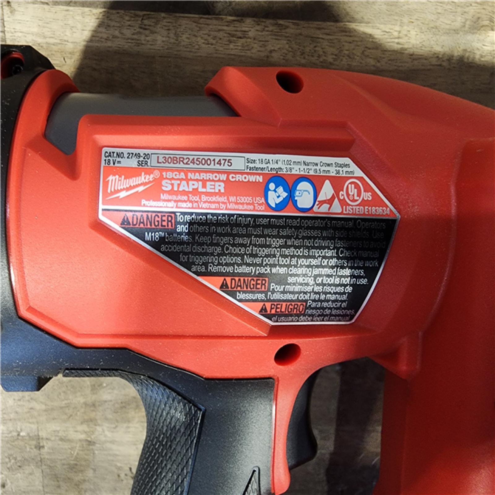 HOUSTON LOCATION - AS-IS MILWAUKEE FUEL 18-Volt Lithium-Ion Brushless Cordless 18-Gauge 1/4 in. Narrow Crown Stapler (Tool-Only)