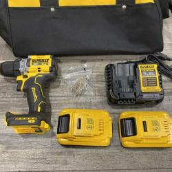AS-IS DEWALT 20V XR Lithium-Ion Cordless Brushless 1/2 in. Drill/Driver Kit