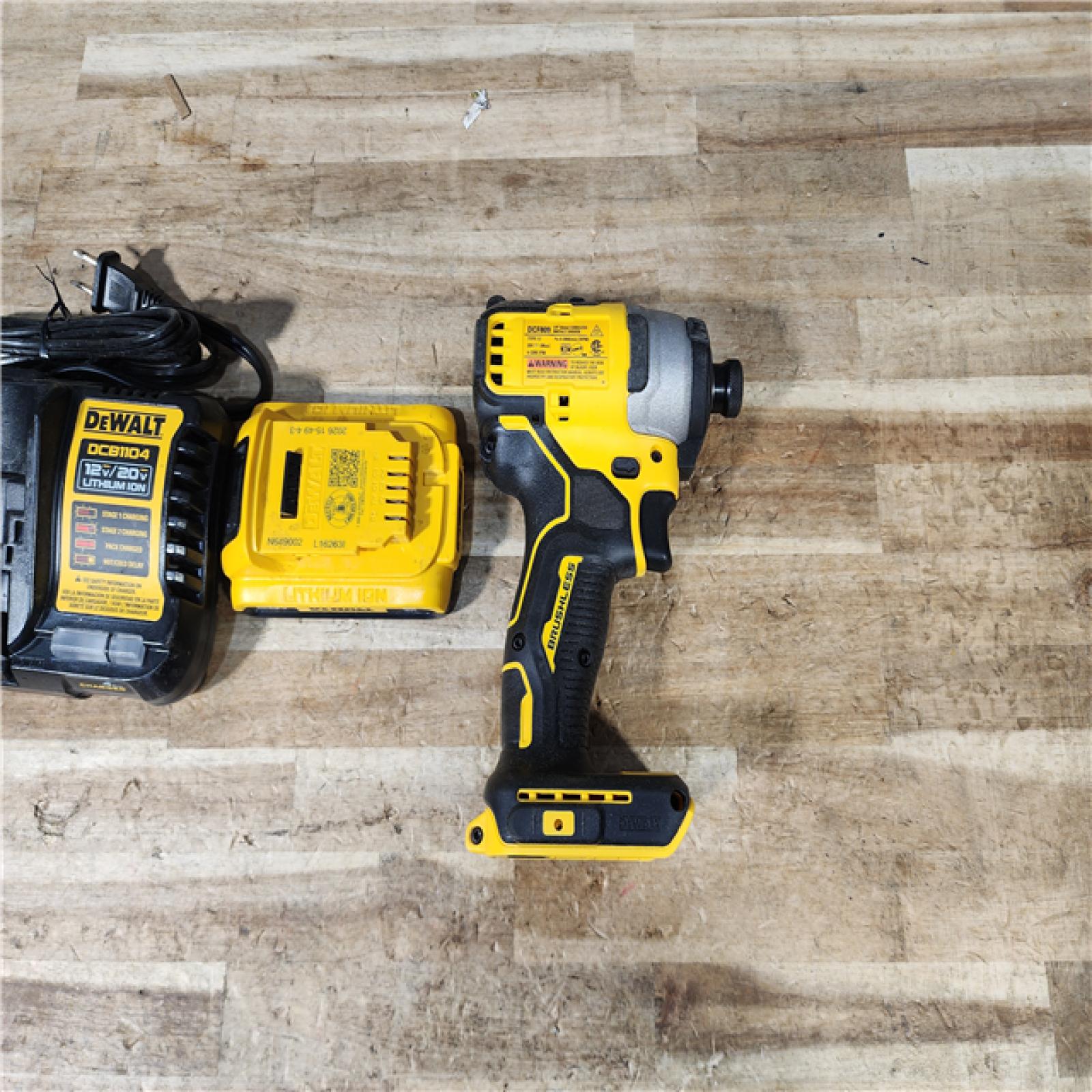 HOUSTON LOCATION - AS - IS DEWALT Atomic 20V Max Lithium-Ion Brushless Cordless Compact 1/4 in. Impact Driver Kit
