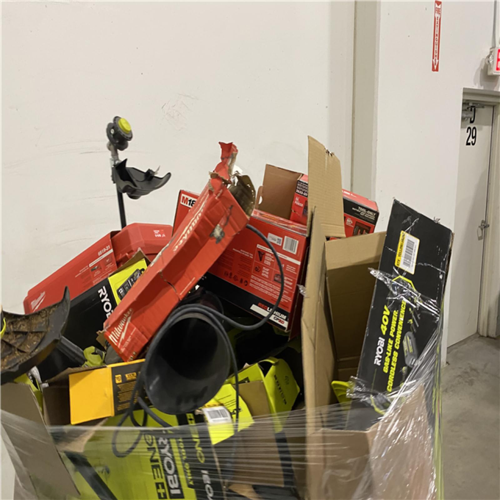 Dallas Location - As-Is Tool Pallet