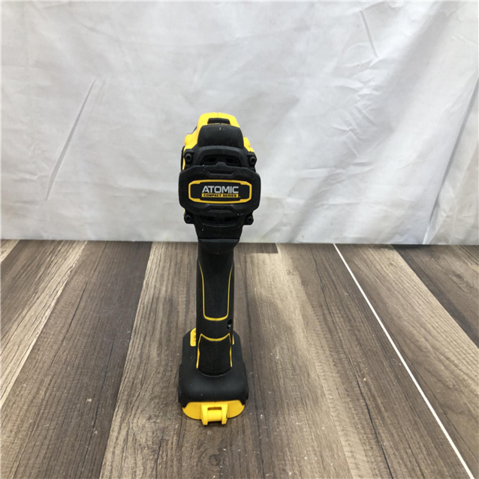 AS-IS DEWALT ATOMIC 20V Lithium-Ion Cordless 1/2 in. Hammer Drill Kit