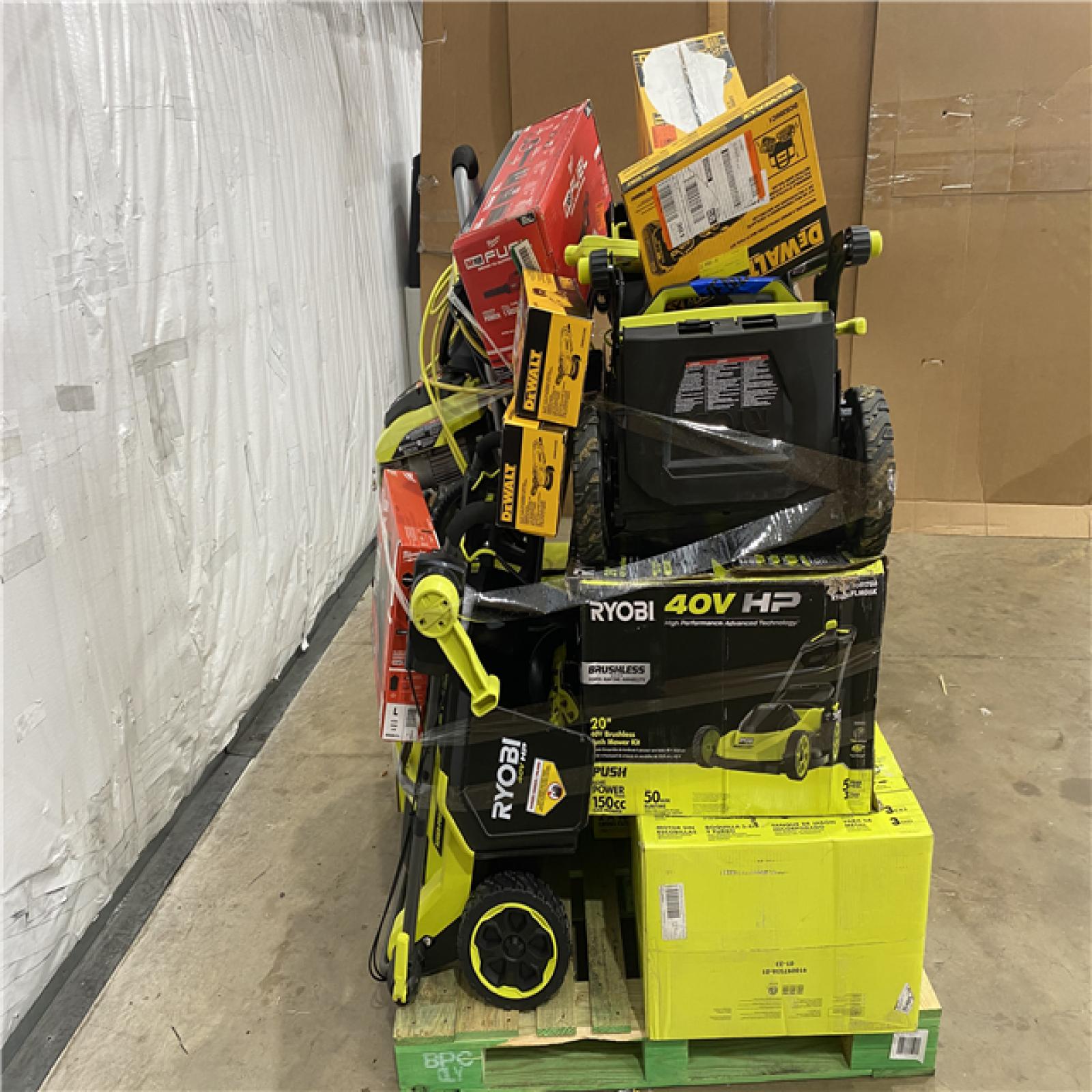 Houston Location AS IS - Tool Pallet
