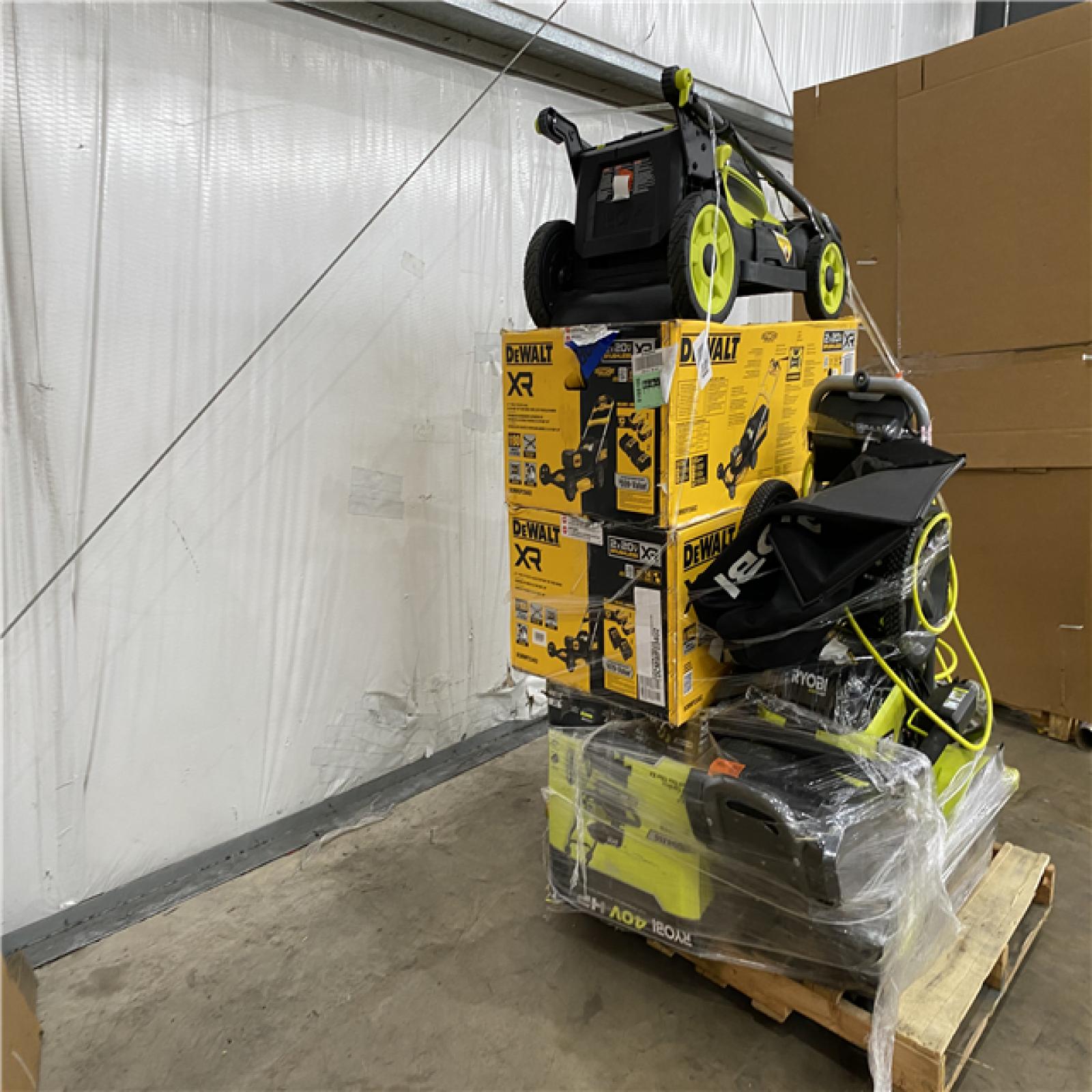 Houston Location AS IS - Tool Pallet