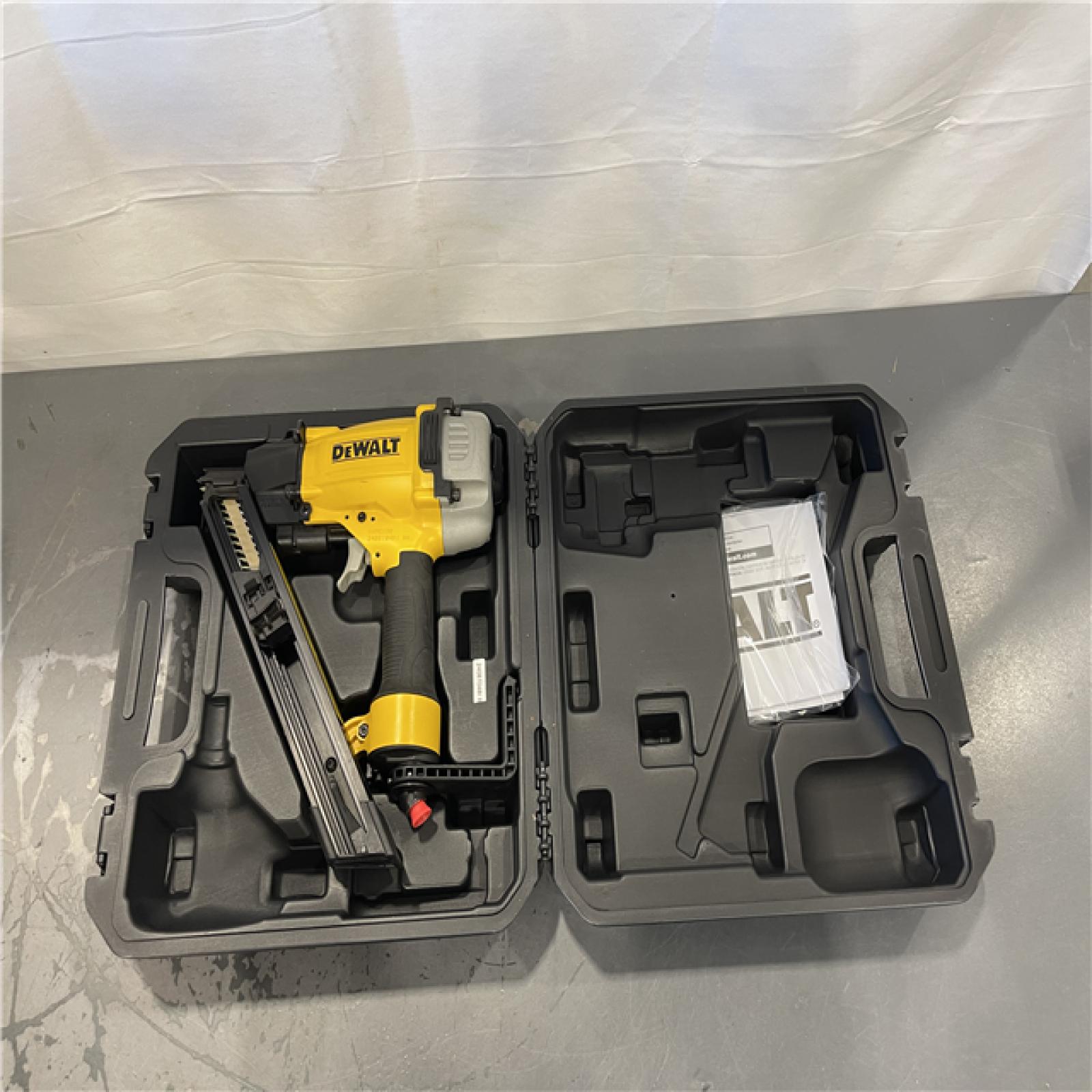 AS-IS- DEWALT 35-Degree Pneumatic Metal Connector Nailer
