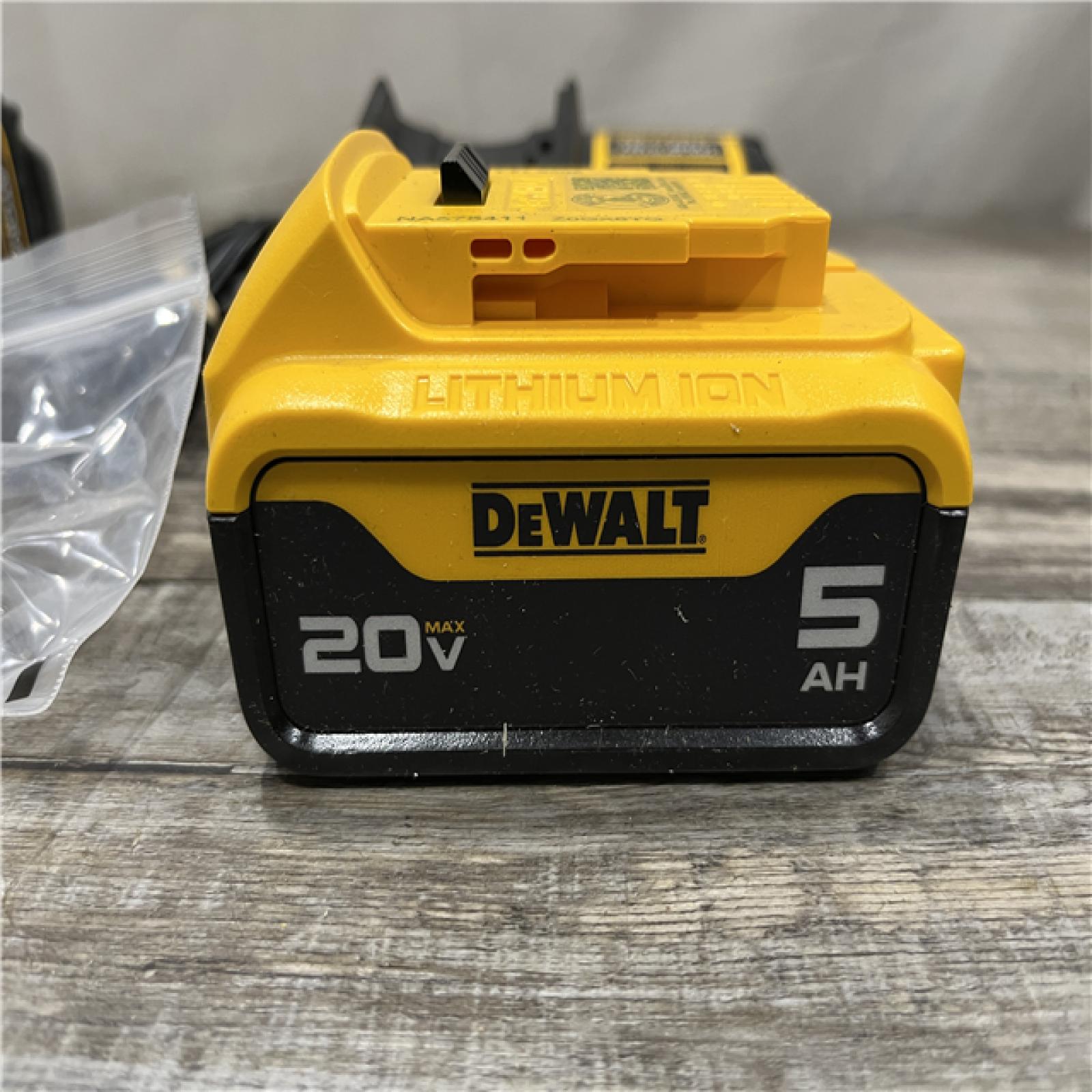 AS-IS DEWALT Atomic 20V Lithium-Ion Cordless Compact 1/2 in. Drill/Driver Kit