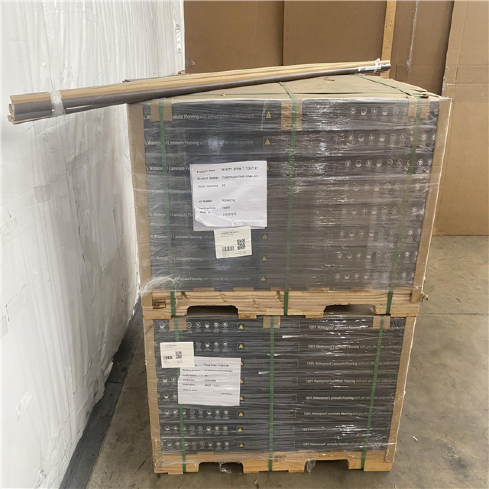 Houston Location AS IS - Home Improvement Flooring Pallet