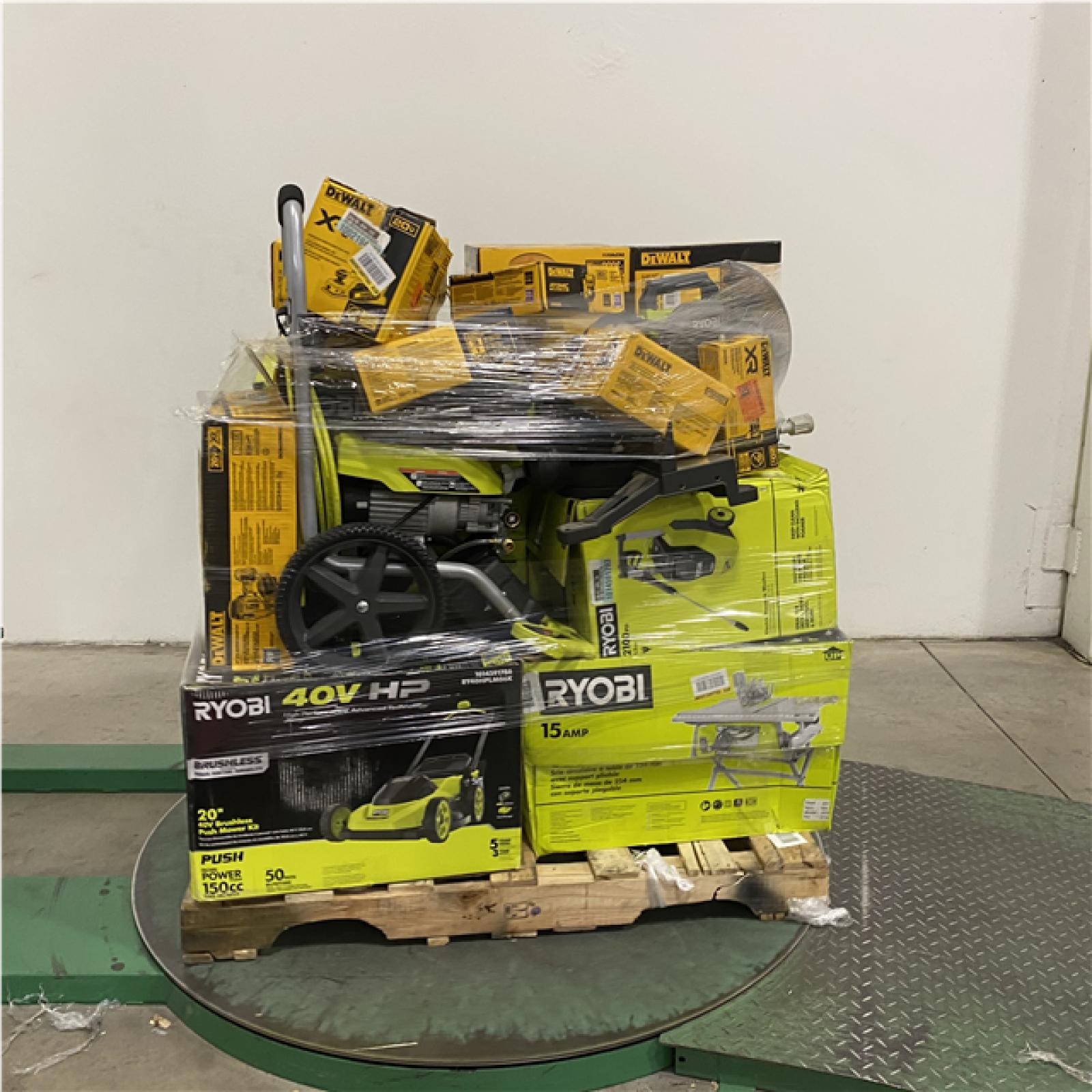 Dallas Location - As-Is Tool Pallet