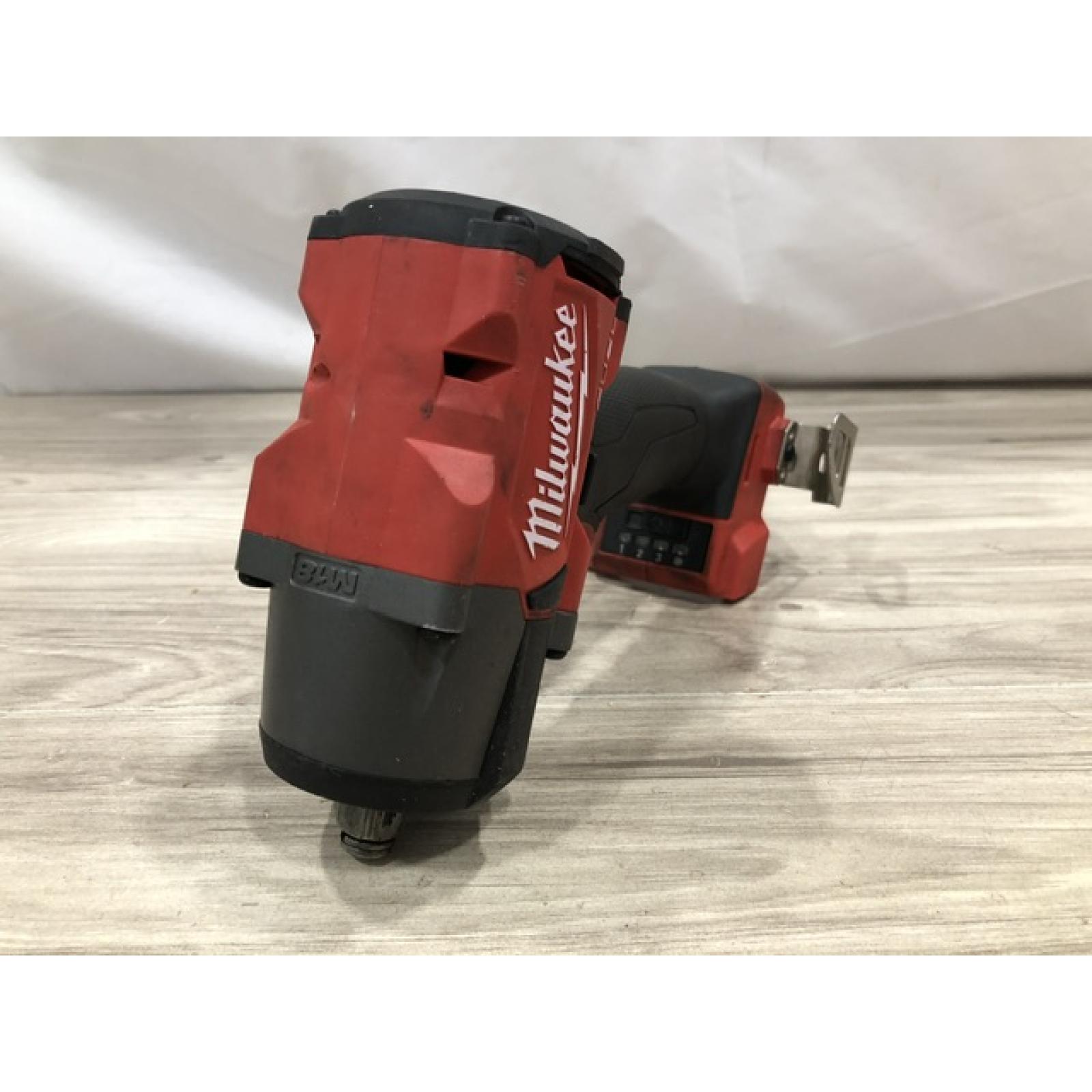 AS-IS Milwaukee 2962-20  M18 18V Fuel 1/2 Mid-Torque Impact Wrench Cordless(Tool-Only)