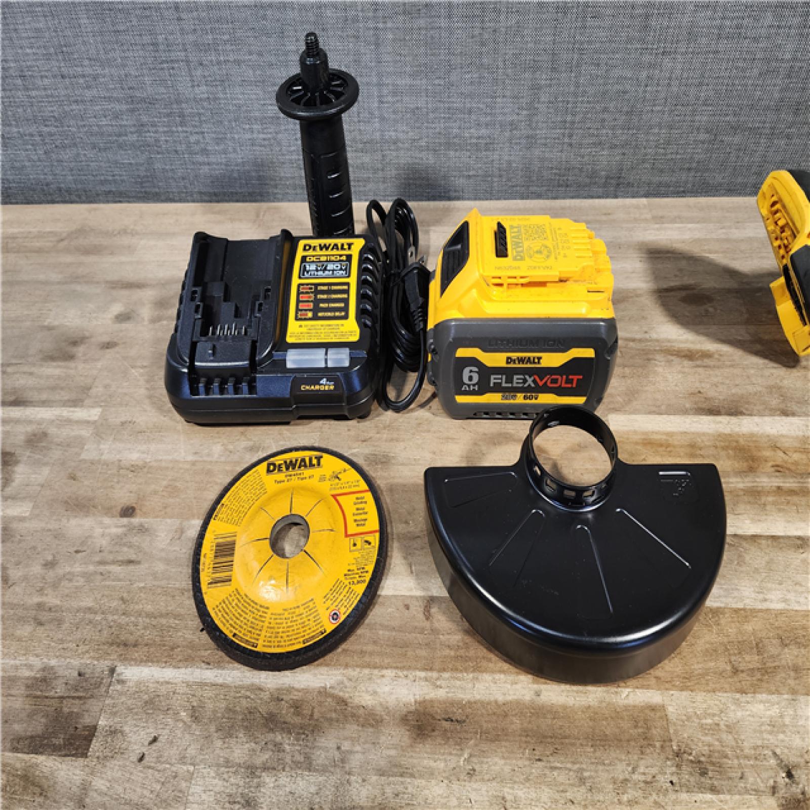 HOUSTON LOCATION - AS-IS DeWalt FLEXVOLT 60V Cordless 4-1/2 to 6 in. Grinder Kit (Battery & Charger)