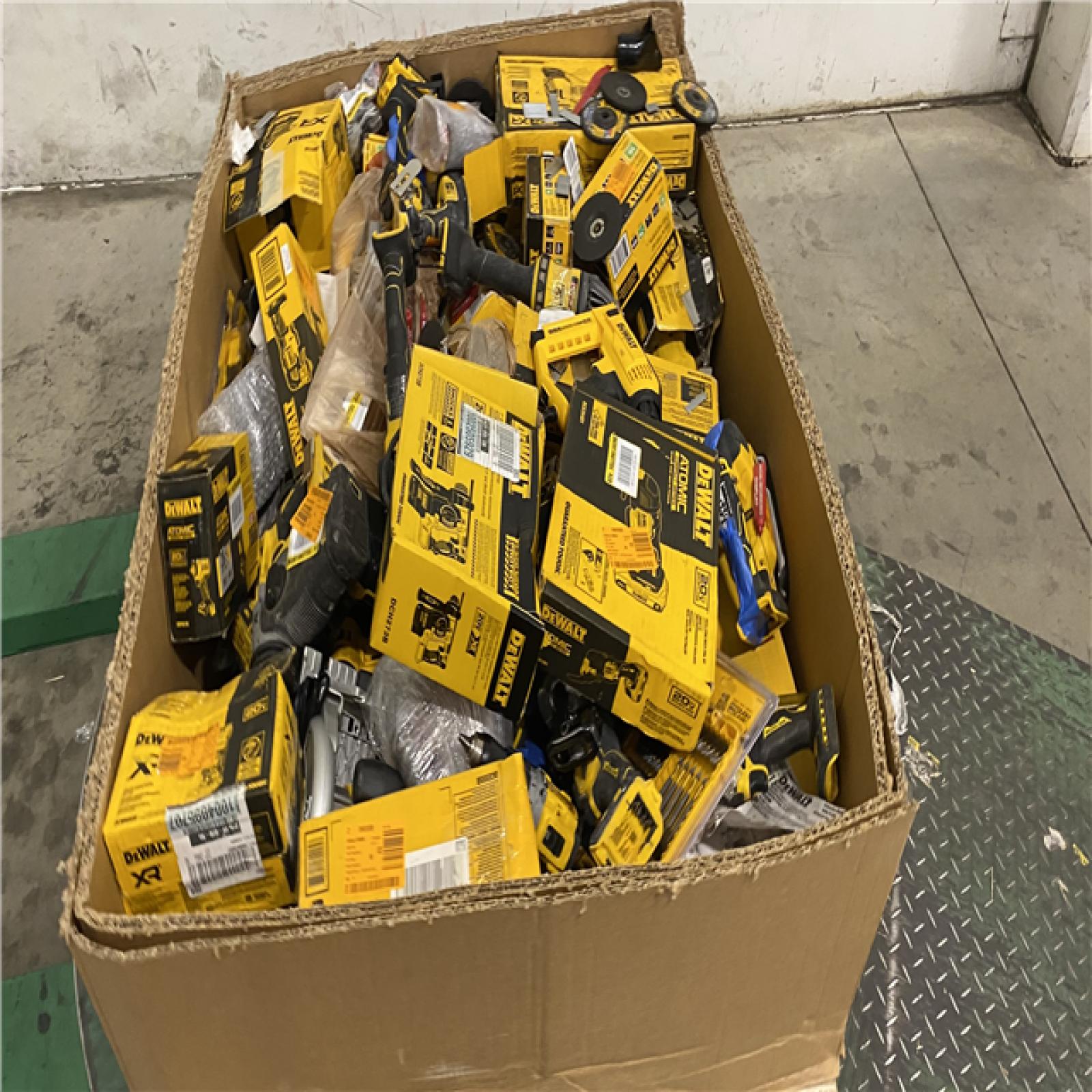 Dallas Location - As-Is DEWALT Tool Pallet