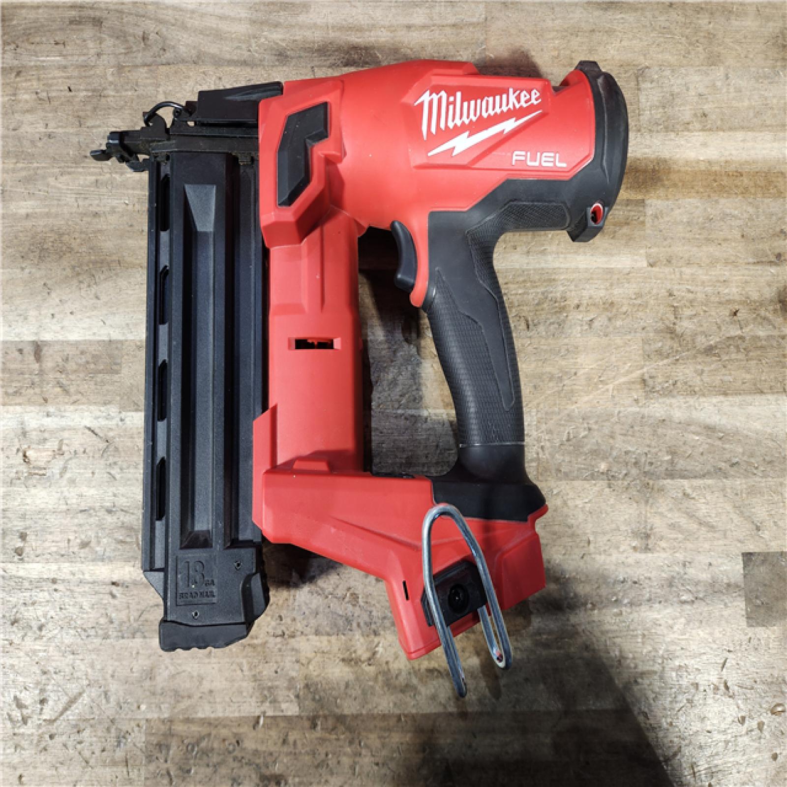 HOUSTON LOCATION - AS-IS Milwaukee M18 Fuel 18V Brushless 18-Gauge Brad Nailer 2746-20 (Bare Tool)