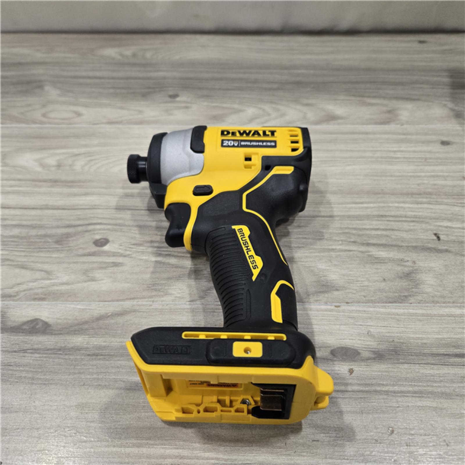 AS-IS DeWALT ATOMIC 20V MAX Cordless Compact Impact Driver Kit