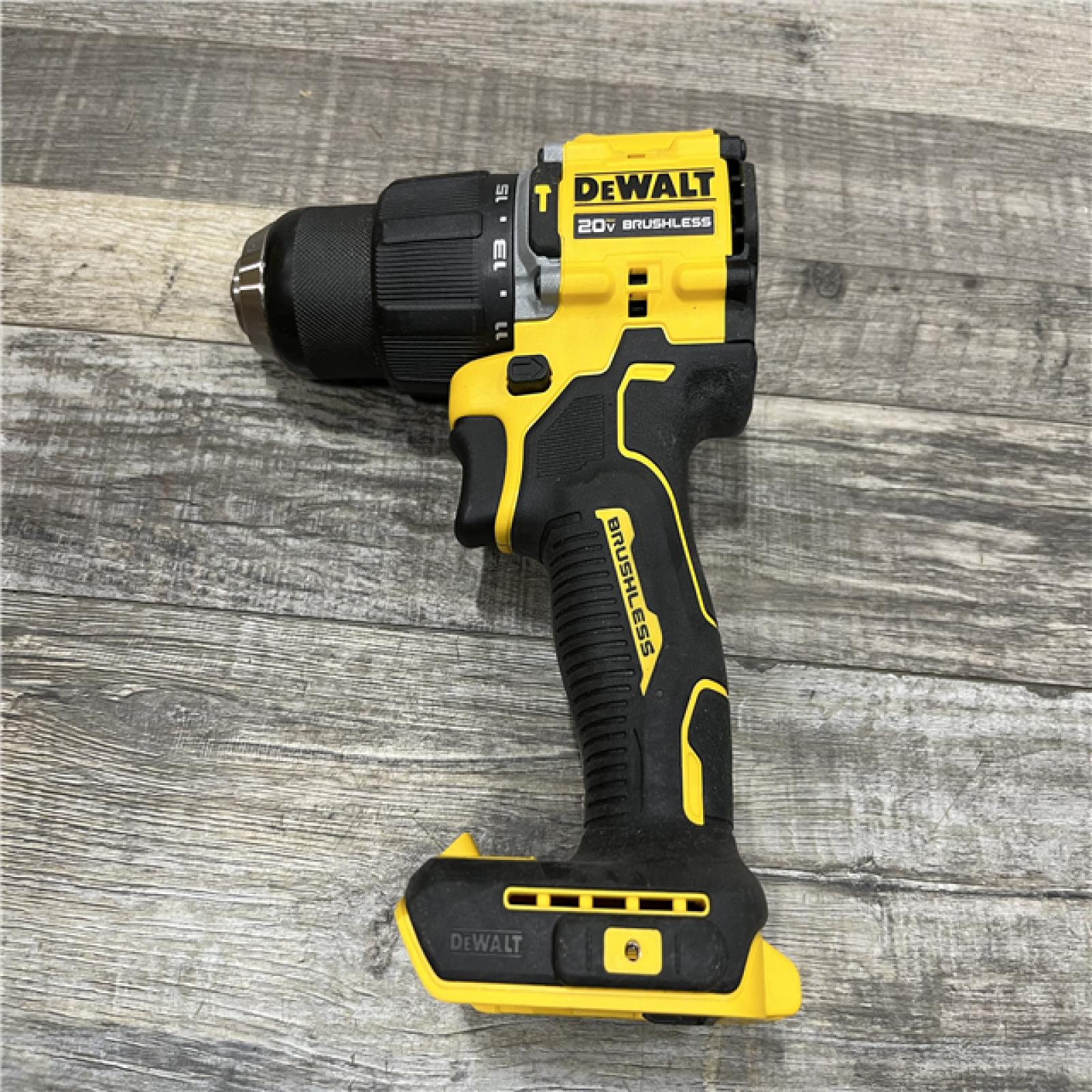A-IS DEWALT ATOMIC 20V Lithium-Ion Cordless 1/2 in. Hammer Drill Kit