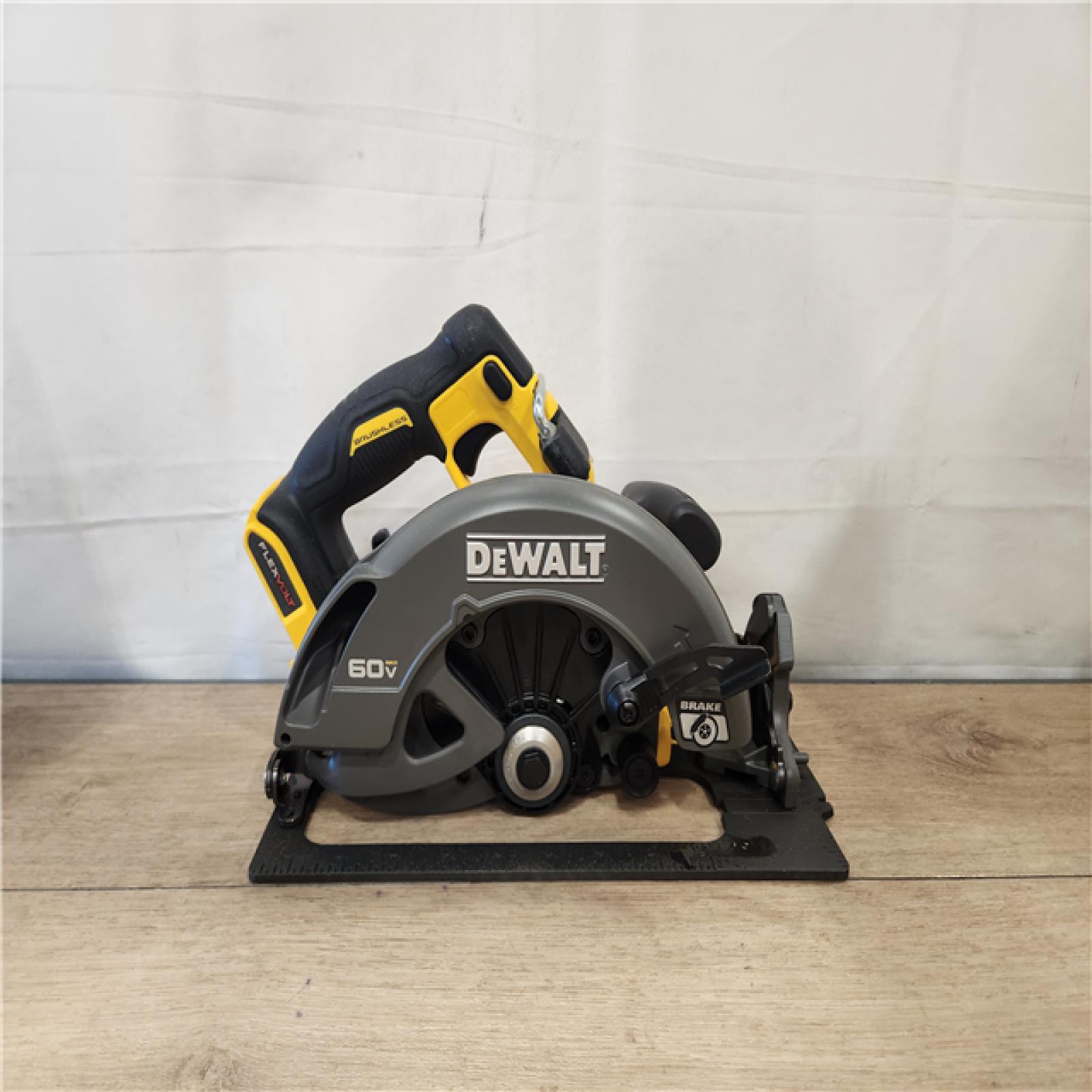 AS-IS- DeWALT Flexvolt Max 7-1/4  60V Brushless Circular Saw (Bare Tool)