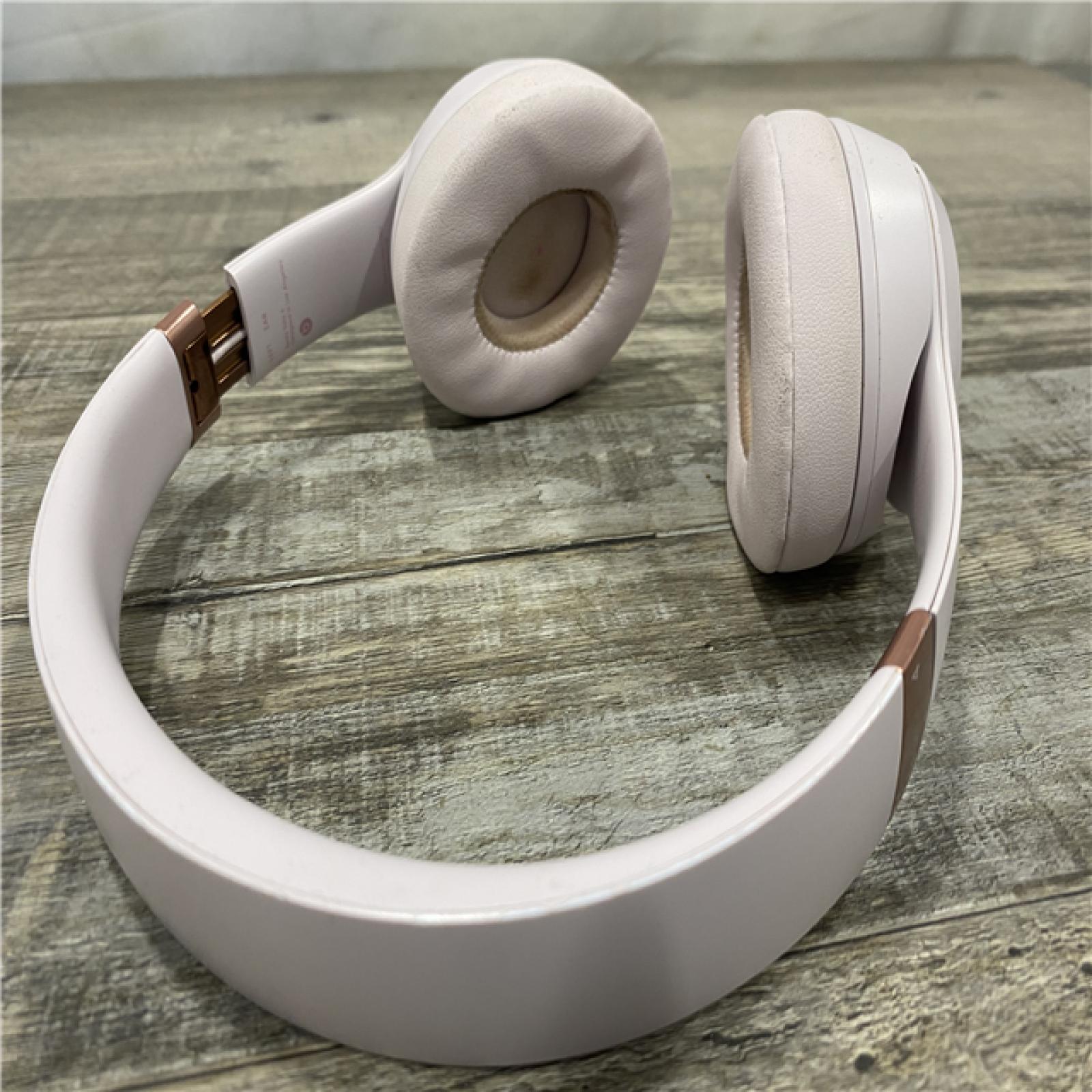 AS-IS Beats - Solo 4 Wireless On-Ear Headphones - Cloud Pink