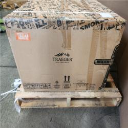 Phoenix NEW Traeger Woodridge Pro Wi-Fi Pellet Grill and Smoker in Black