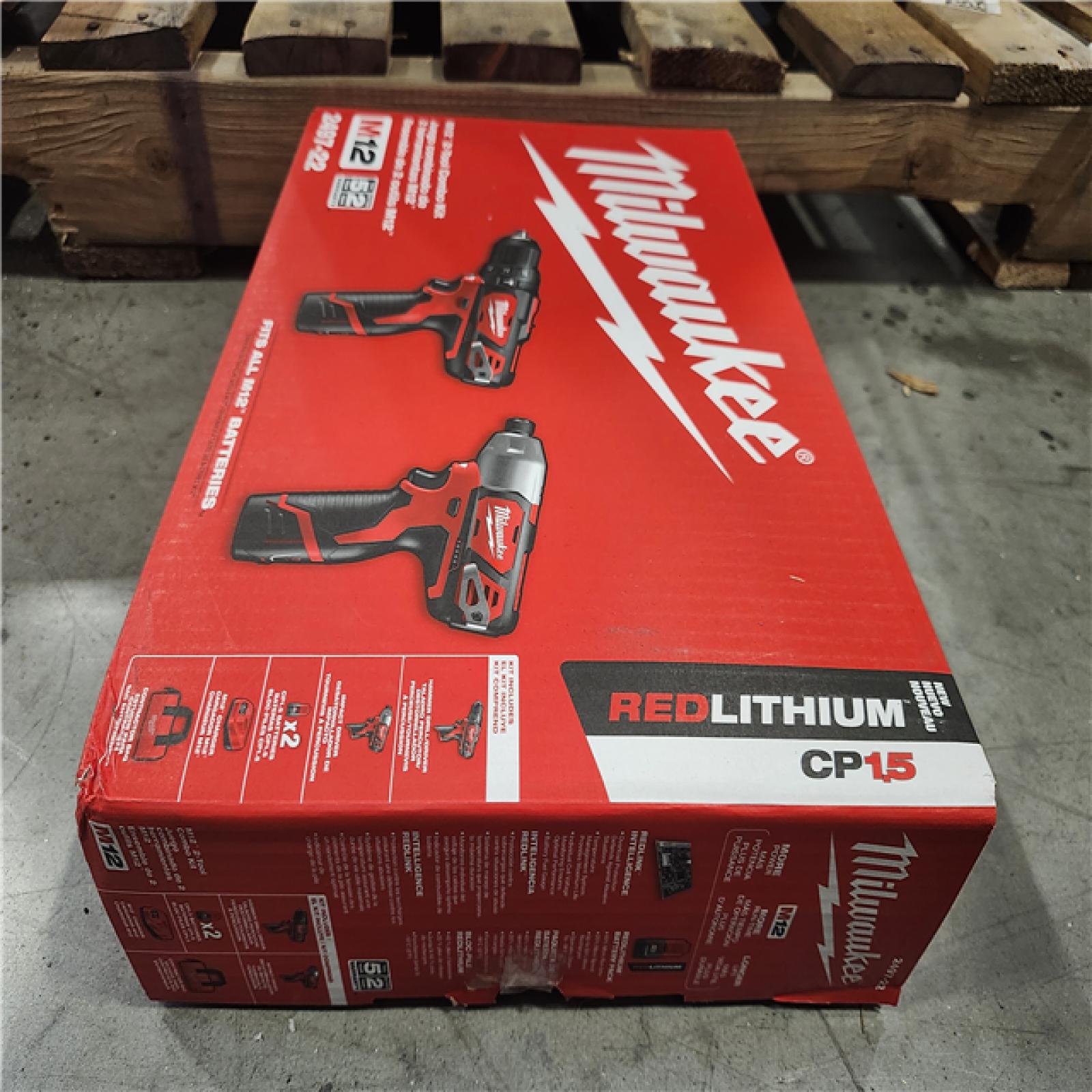 NEW! -  Milwaukee M12 12V Lithium-Ion Cordless Hammer Drill/Impact Driver Combo Kit (2-Tool) with (2) 1.5Ah Batteries  Charger & Bag