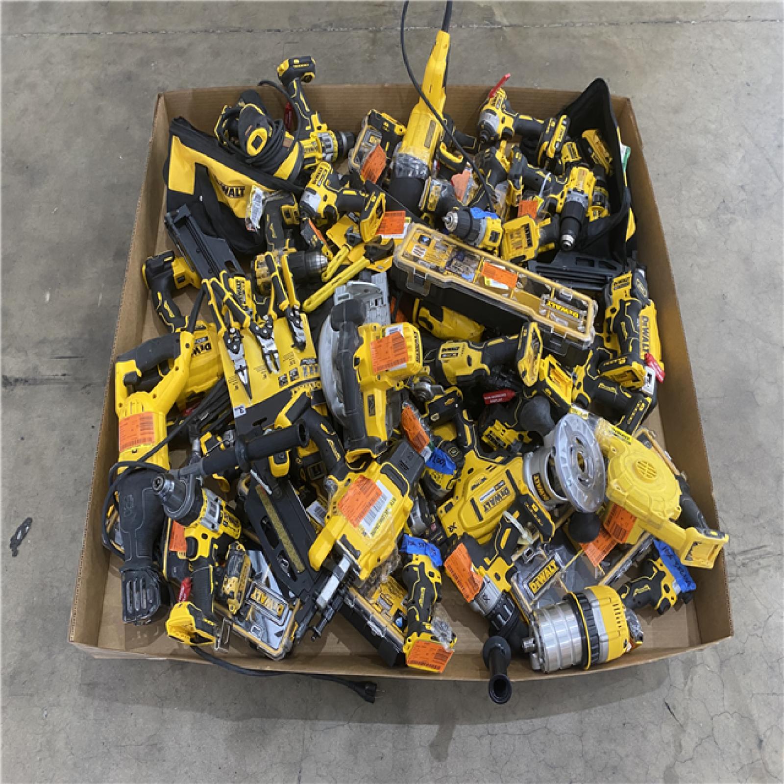Houston Location AS IS - Tool Pallet