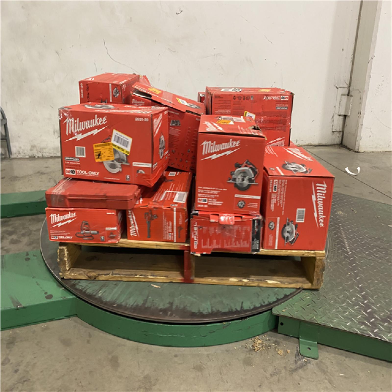 Dallas Location - As-Is MILWAUKEE Tool Pallet