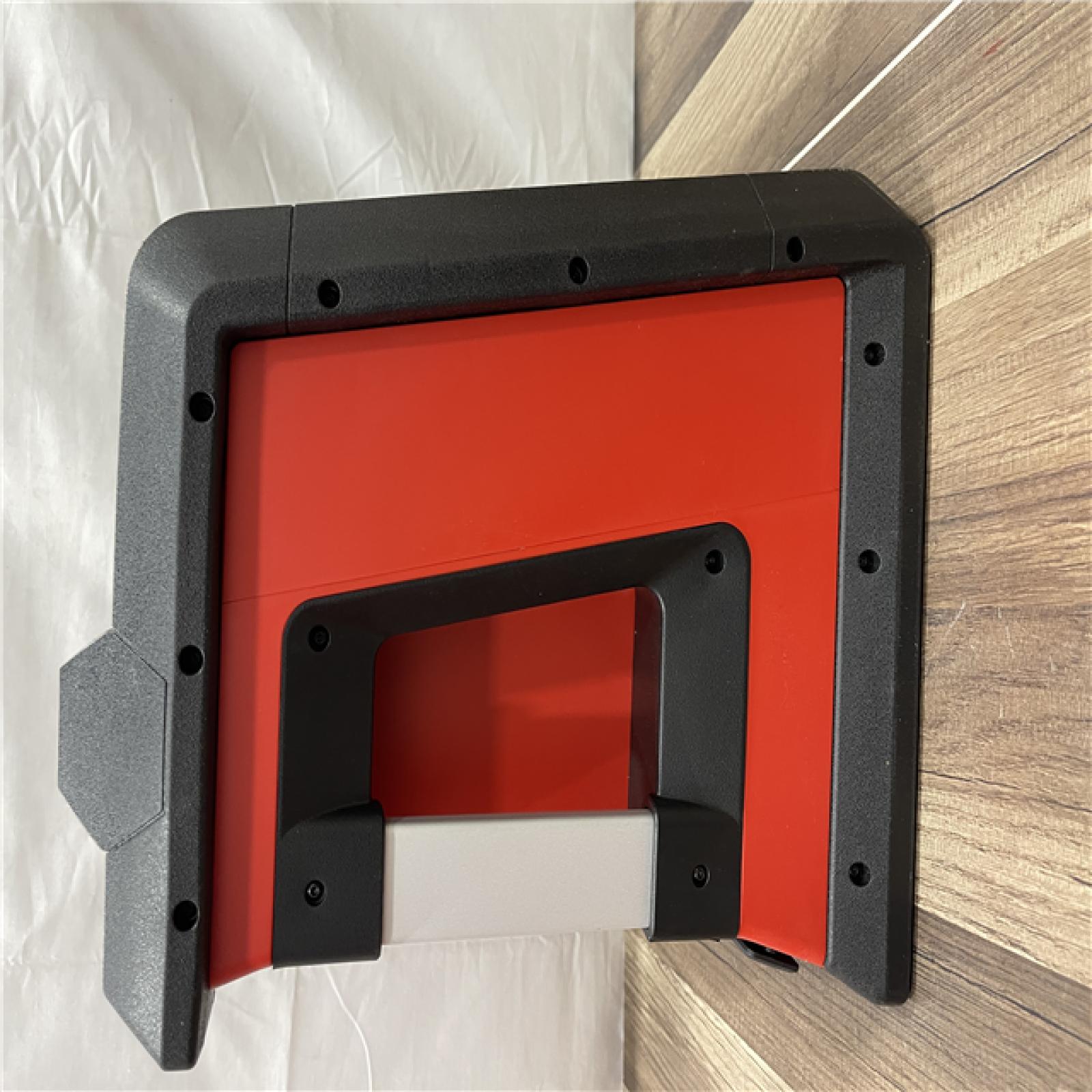 AS-IS Milwaukee M18 Lithium-Ion Cordless Jobsite Radio/Charger