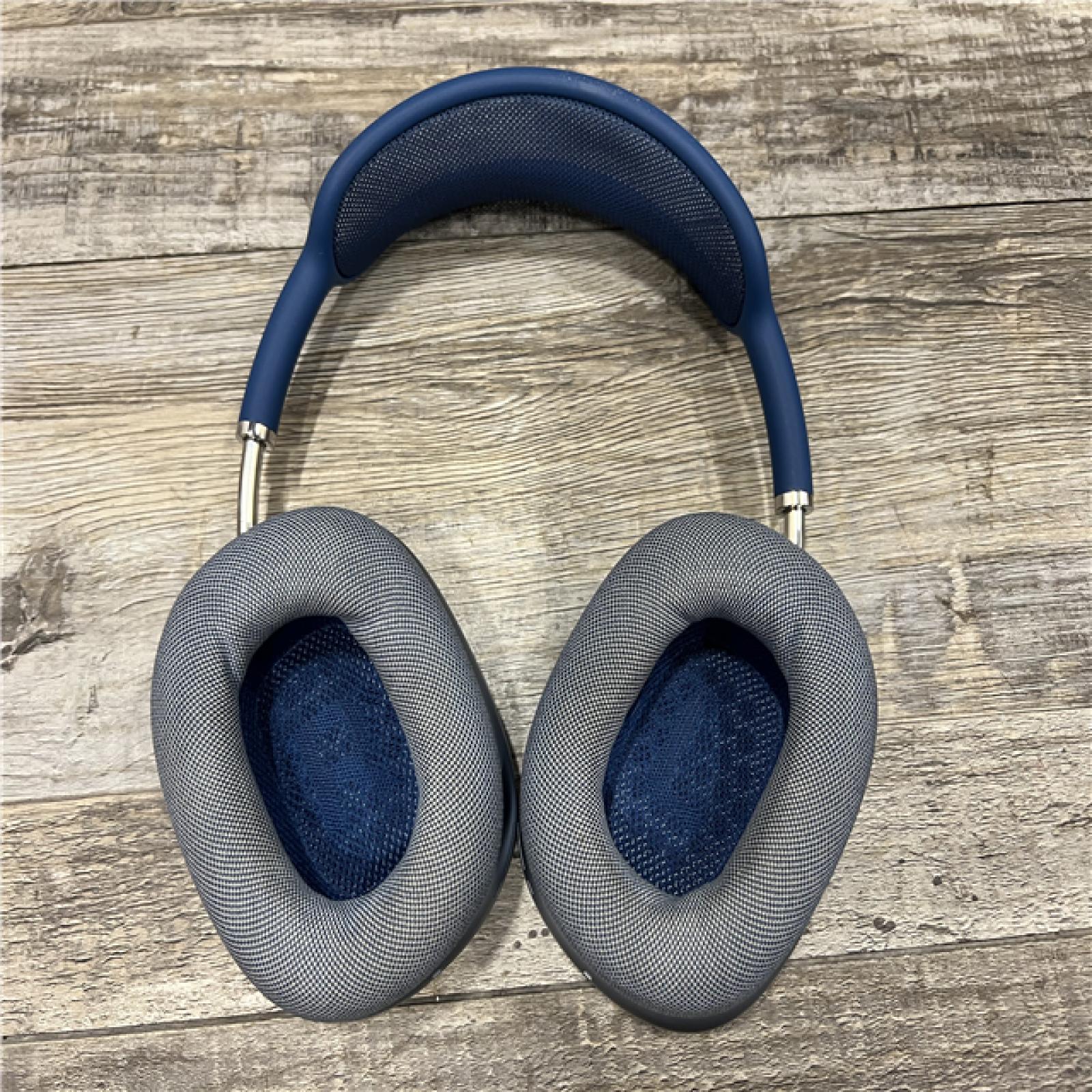 AS-IS Apple AirPods Max - Sky Blue