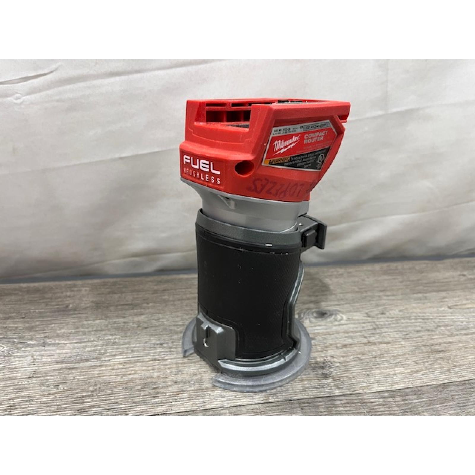 AS-IS Milwaukee FUEL 18V Lithium-Ion Brushless Cordless Compact Router (Tool-Only)