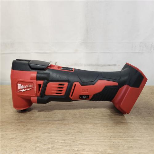 AS-IS- Milwaukee 18V Lithium-Ion Cordless Oscillating Multi-Tool Kit